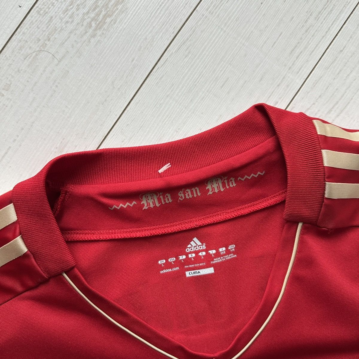 Adidas Bayern Munchen 11/12 Player Issue Techfit jersey Adidas rare Size US L / EU 52-54 / 3 - 10 Thumbnail