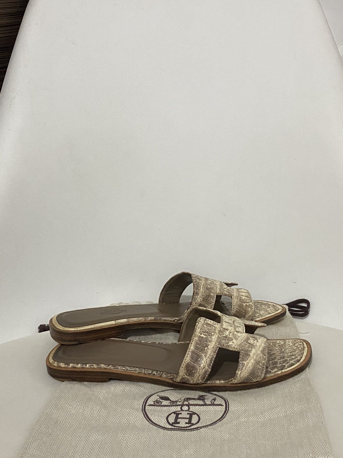 Hermes Hermès Oran Himalayan Size US 6 / IT 36 - 3 Thumbnail