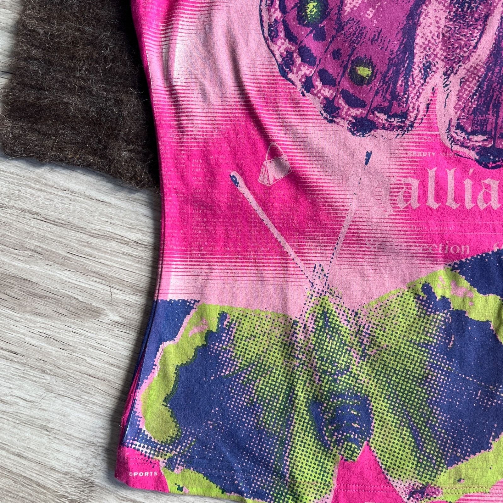 John Galliano John Galliano Y2K T Shirt 9944AC Size S / US 4 / IT 40 - 3 Thumbnail