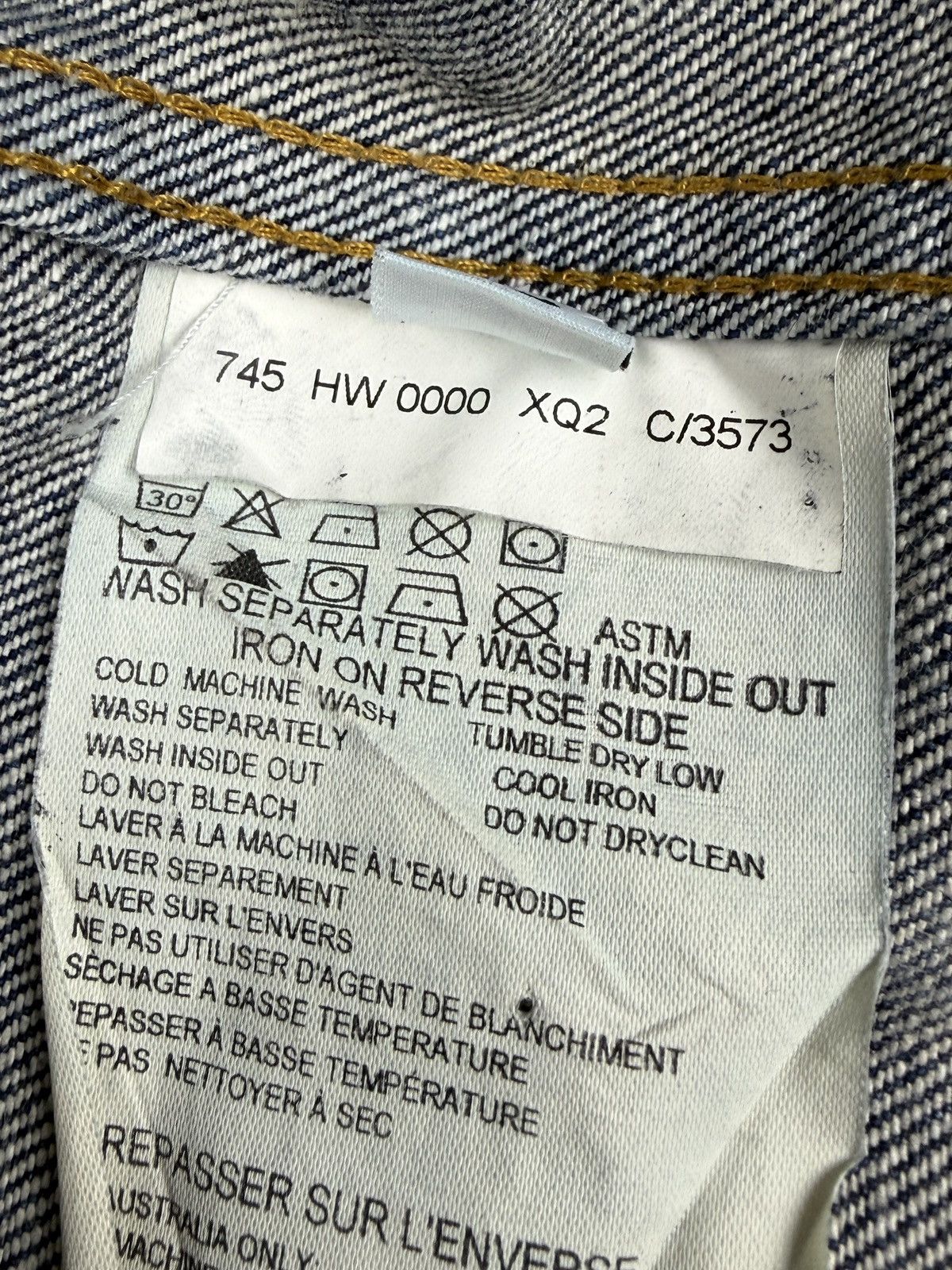 Helmut Lang AW03 Helmut Lang Wax Coated 2 Pocket Trucker Denim Jacket Size US L / EU 52-54 / 3 - 11 Thumbnail