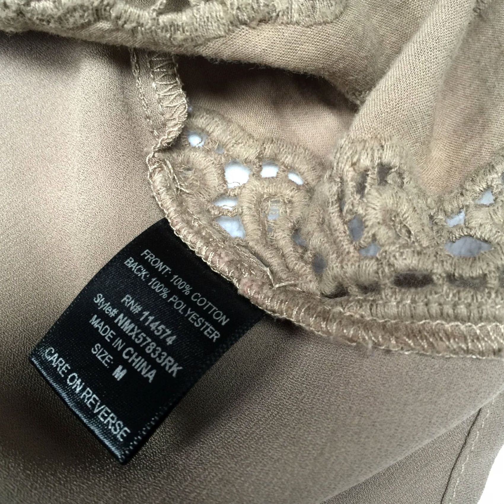 Vintage PLEIONE Blouse Scoop Neck Short Sleeve Lace Detail Hi-Low Taupe Medium Women Size M / US 6-8 / IT 42-44 - 5 Thumbnail