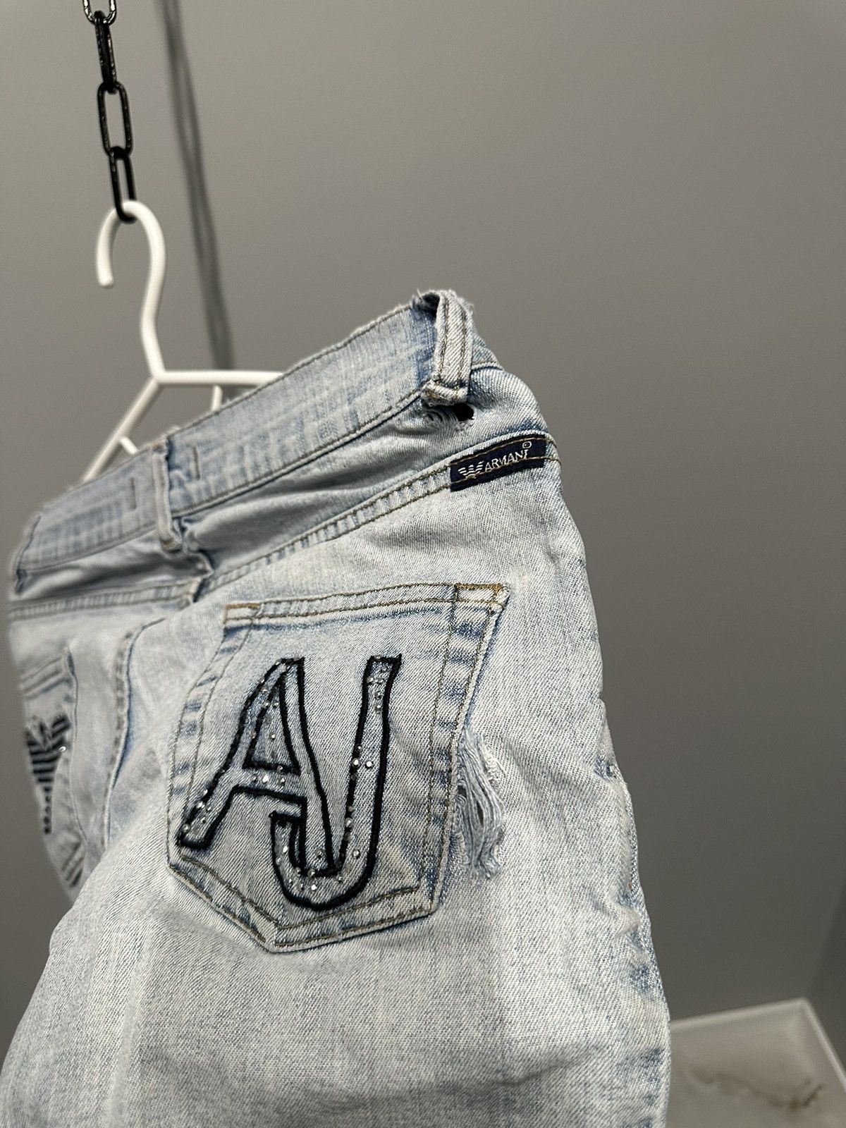 Armani Vintage Armani Big Logo Denim Shorts 2000s Style Y2K Size 26" / US 2 / IT 38 - 7 Thumbnail