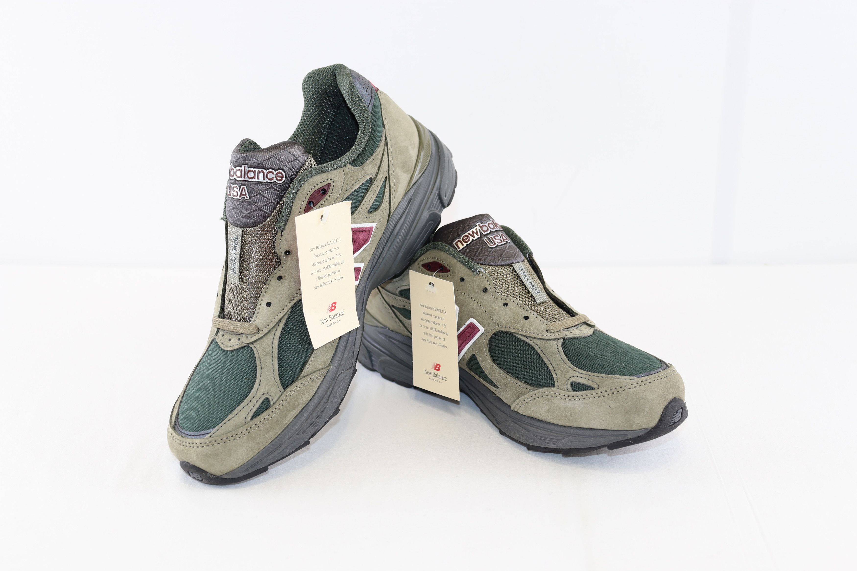 New Balance o1rshd1 990 V3 sneakers in Green/Purple Size US 10 / EU 43 - 9 Thumbnail