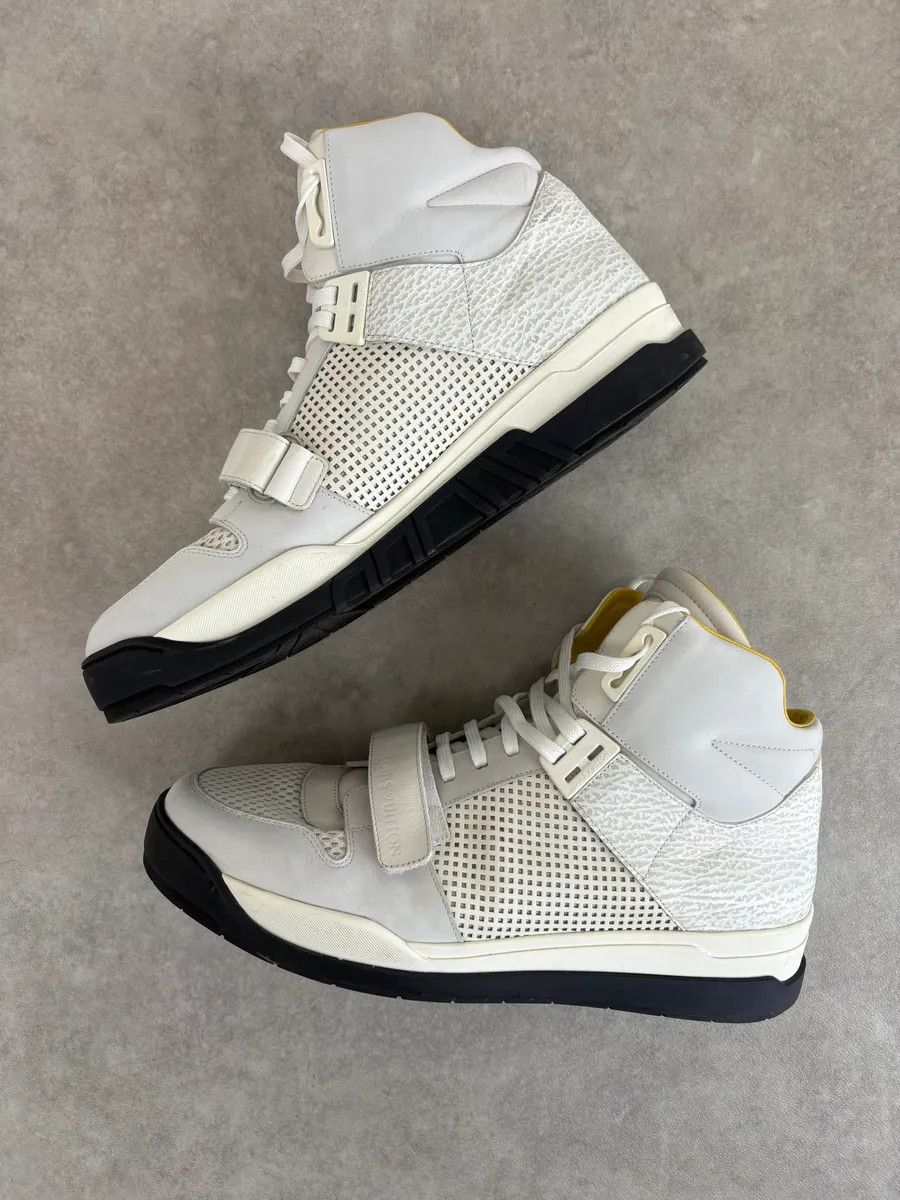 Louis Vuitton Louis Vuitton White Trail Blazer Leather Mesh High Sneakers Size US 12 / EU 45 - 5 Thumbnail