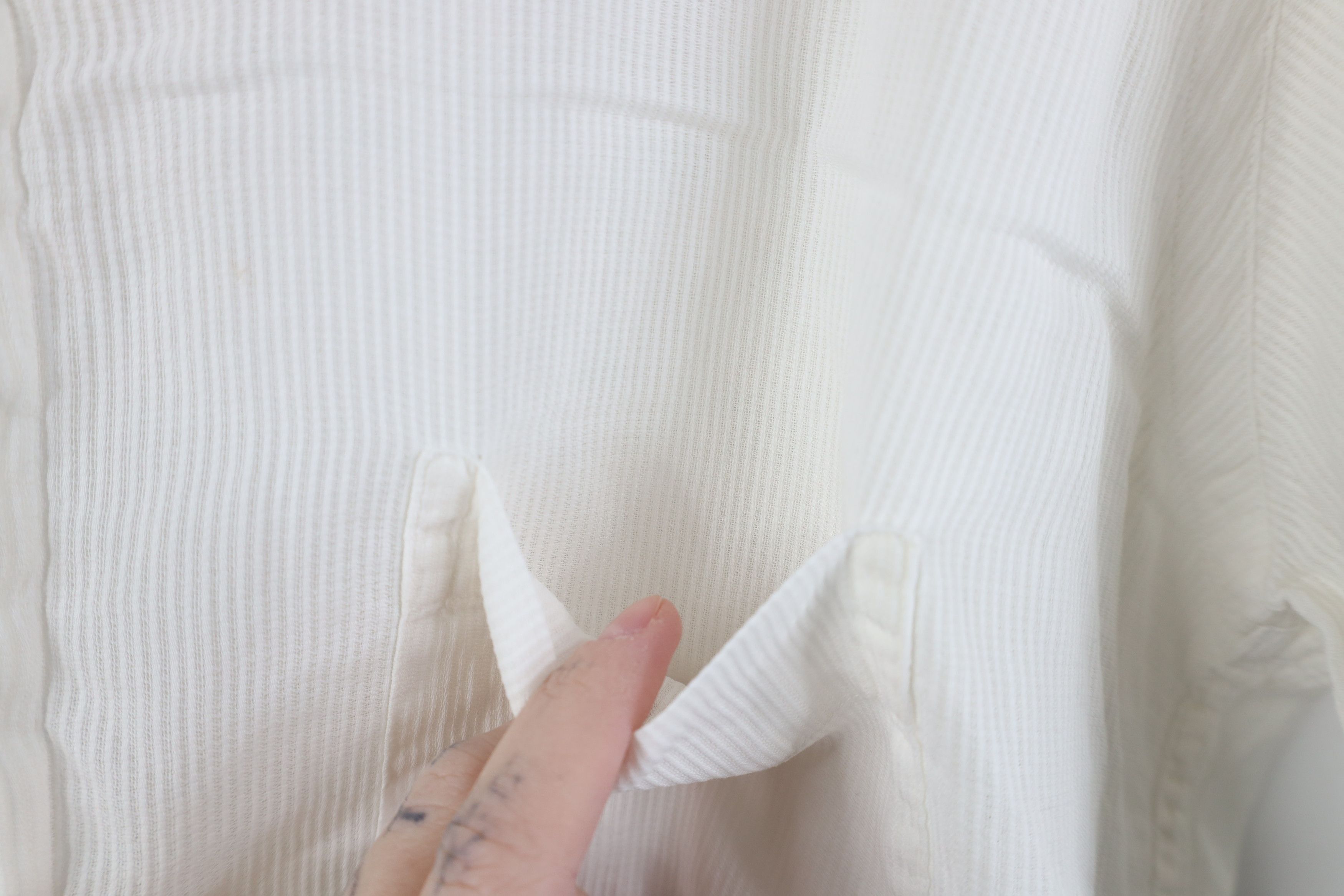 Vintage Vintage 50s Pearl Sheer Thermal Knit Button Shirt White USA Size US M / EU 48-50 / 2 - 6 Thumbnail