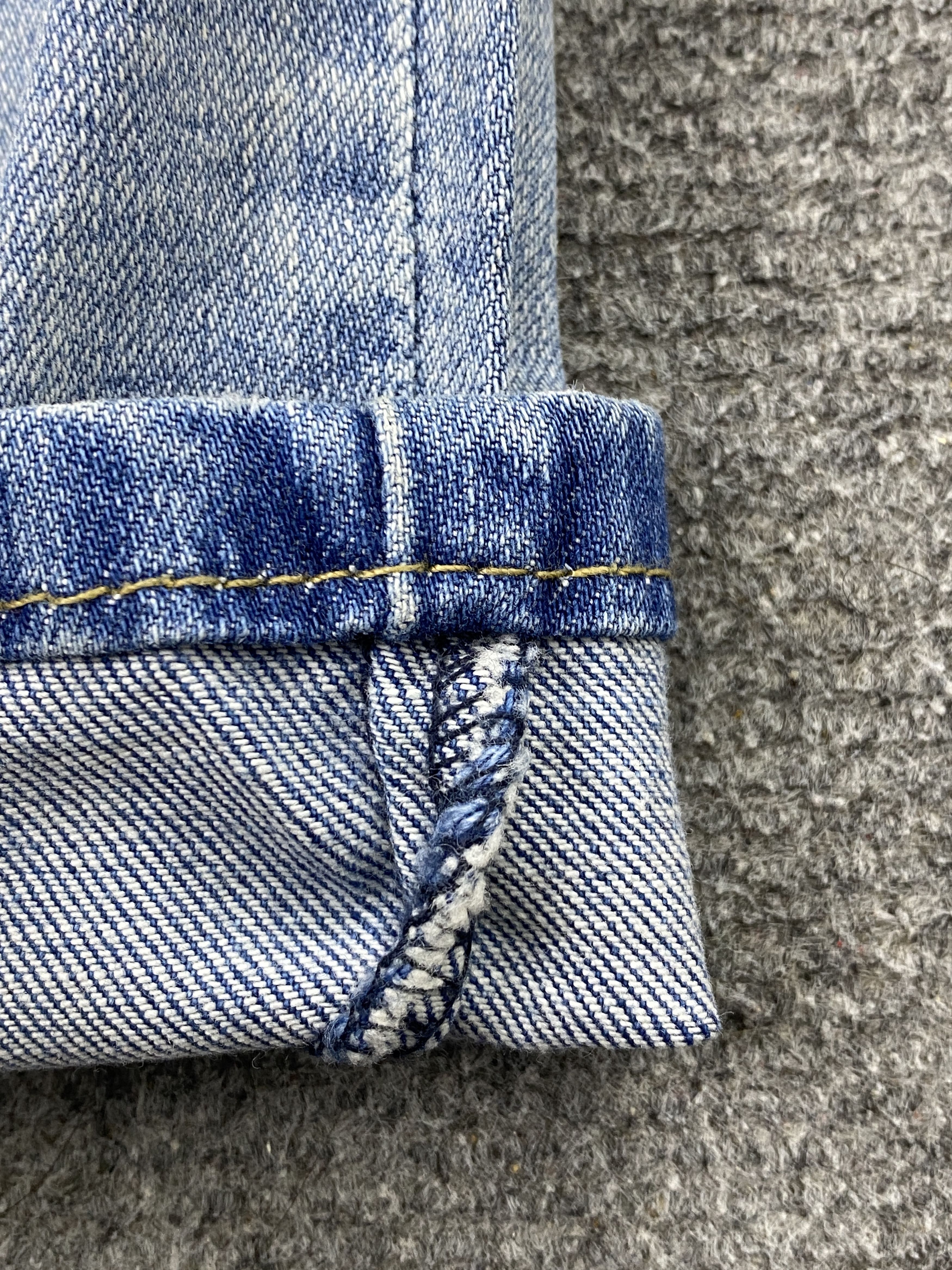 Levi's × Vintage Light Washed Vintage Levis 511 Slim Fit Jeans Size US 36 / EU 52 - 7 Thumbnail