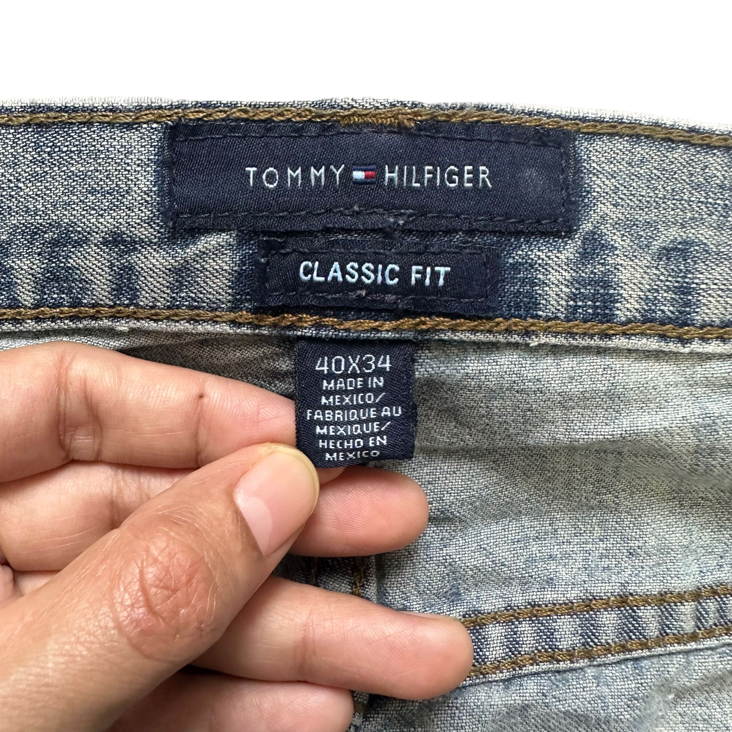 Tommy Hilfiger TOMMY HILFIGER CLASSIC FIT LIGHT WASH DENIM PANTS #7455-147 Size US 43 - 9 Thumbnail