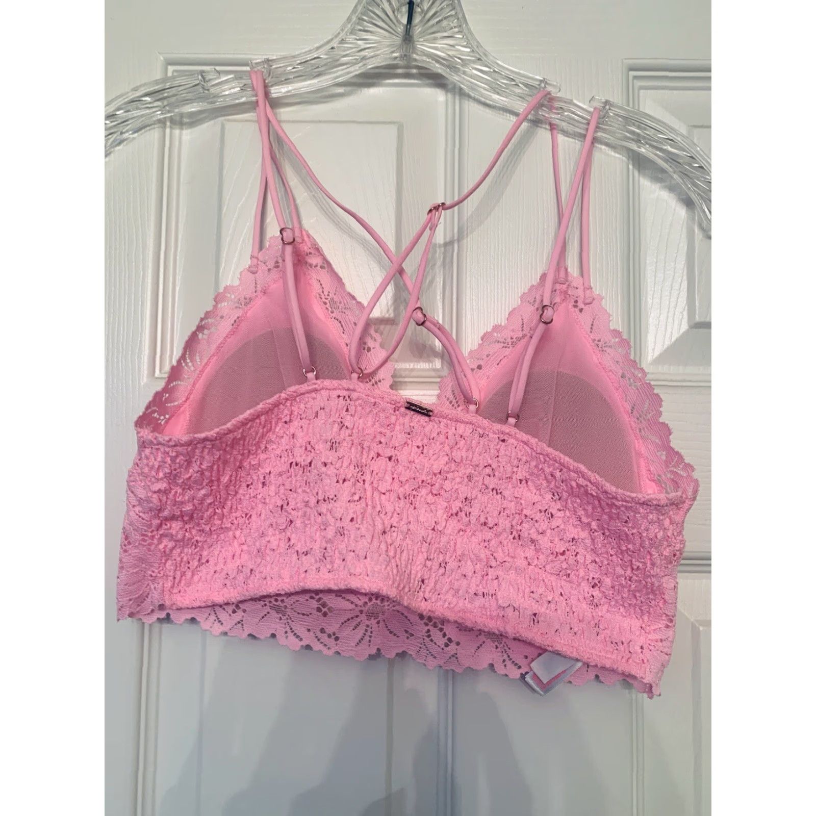 Victoria's Secret VINTAGE Victoria's Secret PINK Bralette Womens Medium Pink Lace Floral Trim Padded Bralette Women M Pink Lace Floral Padded Bag Not Applicable Size ONE SIZE - 2 Thumbnail