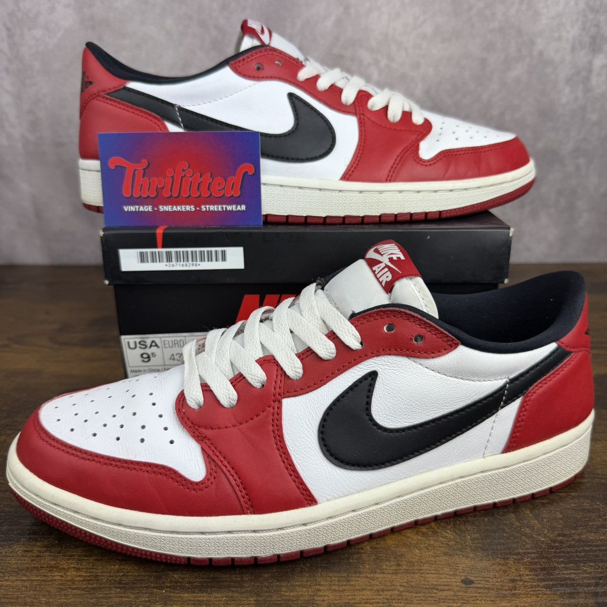 Jordan Brand Air Jordan 1 Retro Low OG Chicago 2016 Size 9.5 705329-600 Size US 9.5 / EU 42-43 - 1 Thumbnail