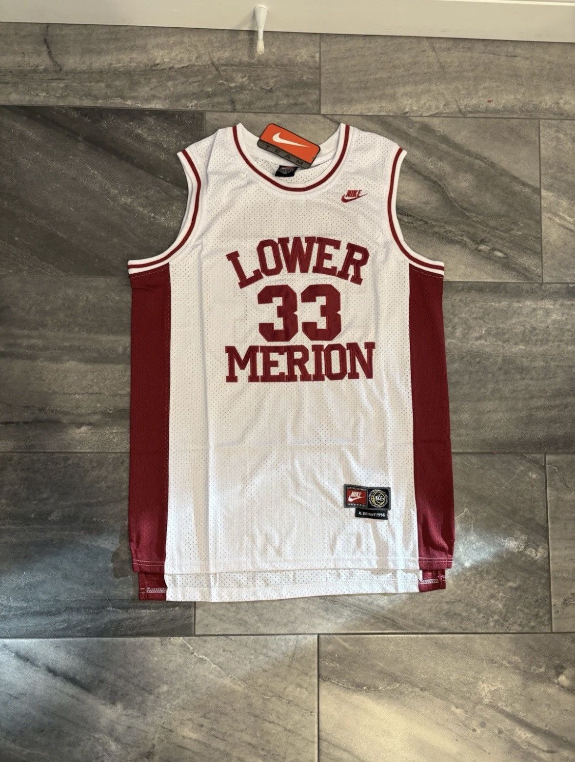 Nike Kobe Bryant Throwback Lower Merion High School Jersey NWT Size US L / EU 52-54 / 3 - 1 Thumbnail
