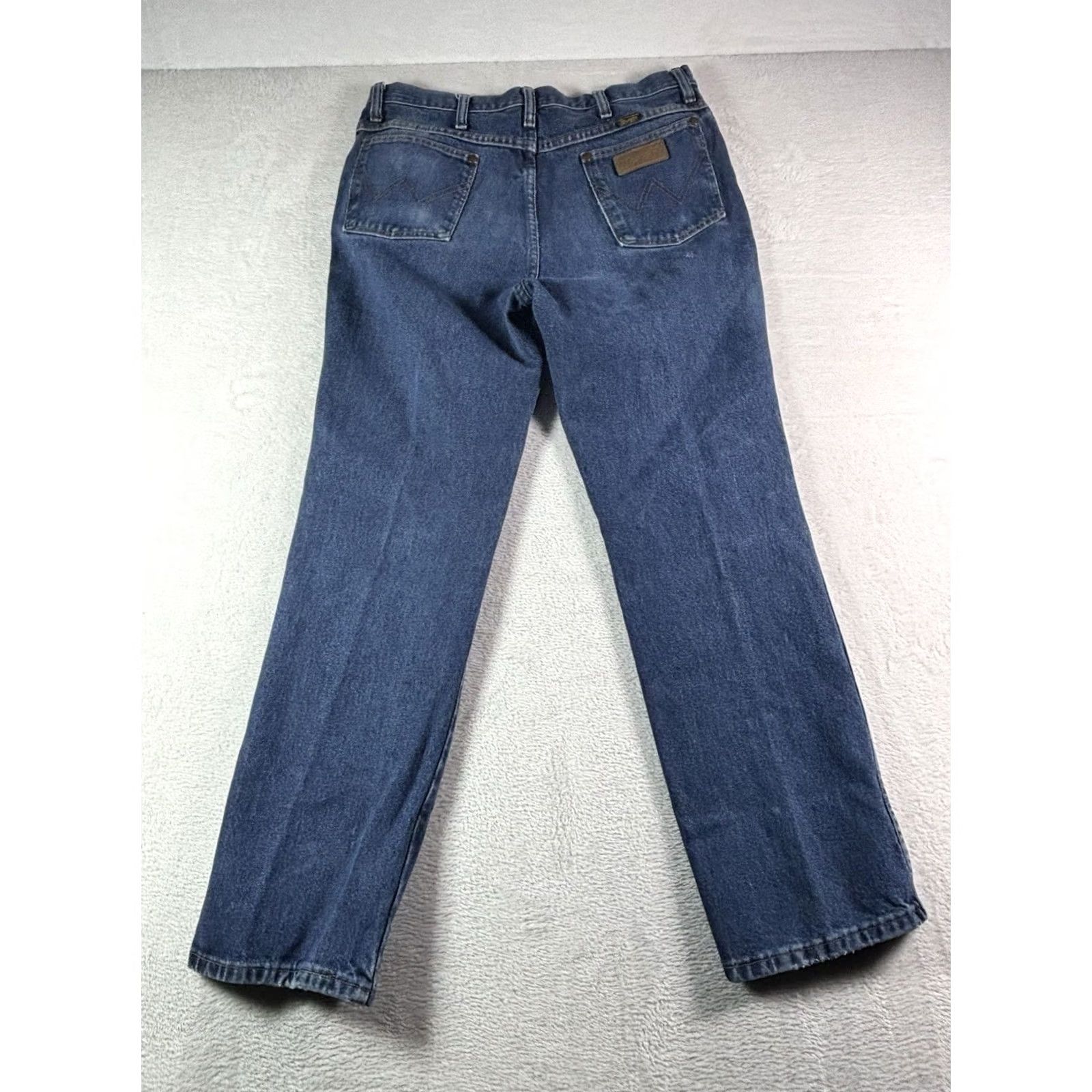 Wrangler Wrangler Jeans Men’s Regular 34x30 Medium Wash Denim Cowboy Workwear Straight 5-Pocket USA Cowboy Cut Denim Jeans Mens Size US 34 / EU 50 - 2 Thumbnail