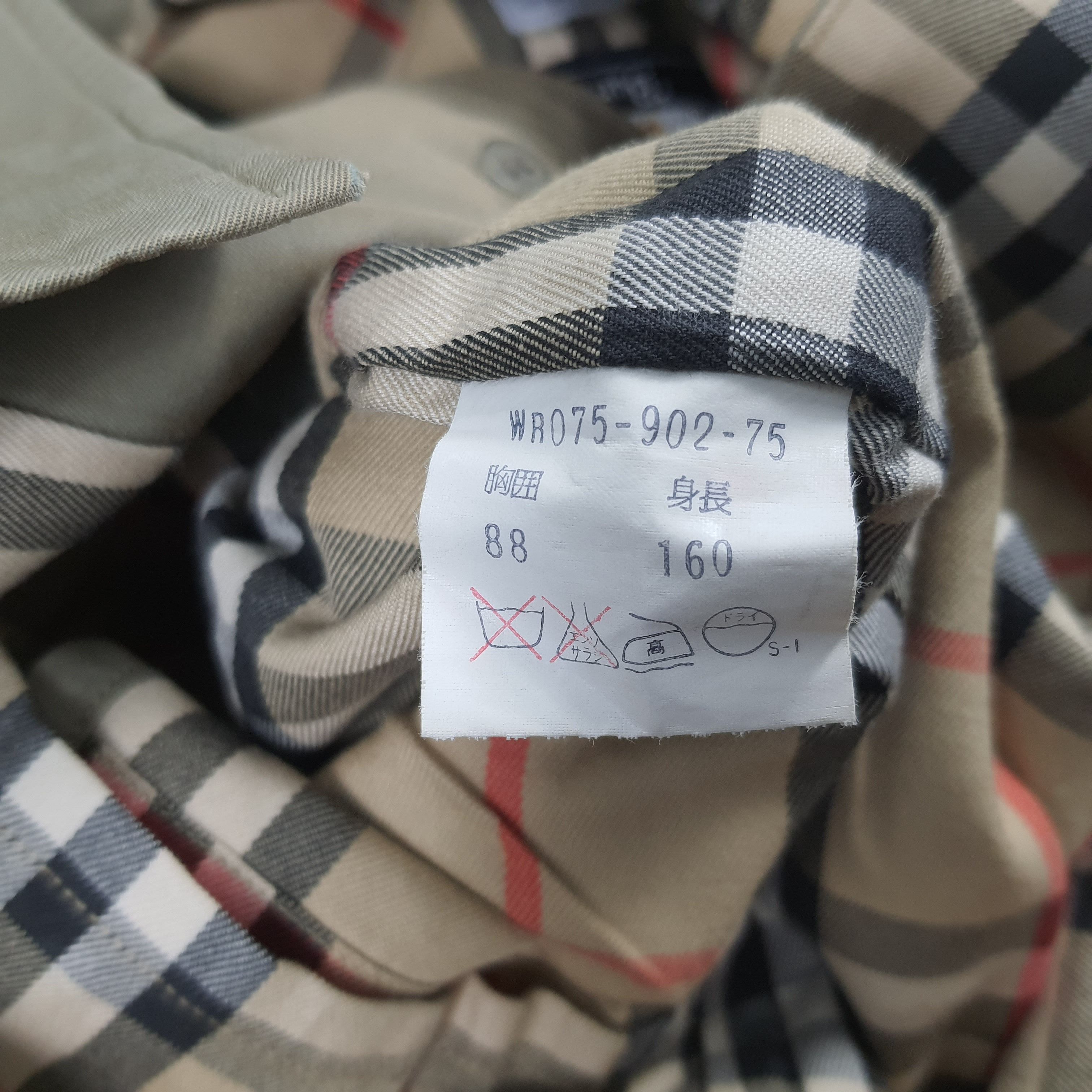 Burberry × Vintage Vintage Burberrys' Trench Coat Jacket Size US M / EU 48-50 / 2 - 6 Thumbnail