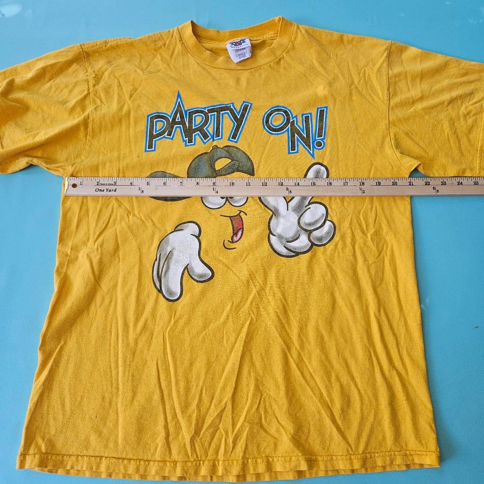 Other Vintage TT by Trau & Loevner Graphic T-shirt Size Large Size US L / EU 52-54 / 3 - 3 Thumbnail