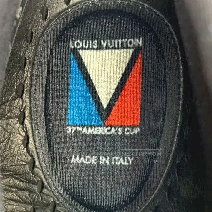 Louis Vuitton Louis Vuitton Barracuda 39 Black Sneakers. Size US 6 / EU 39 - 7 Thumbnail