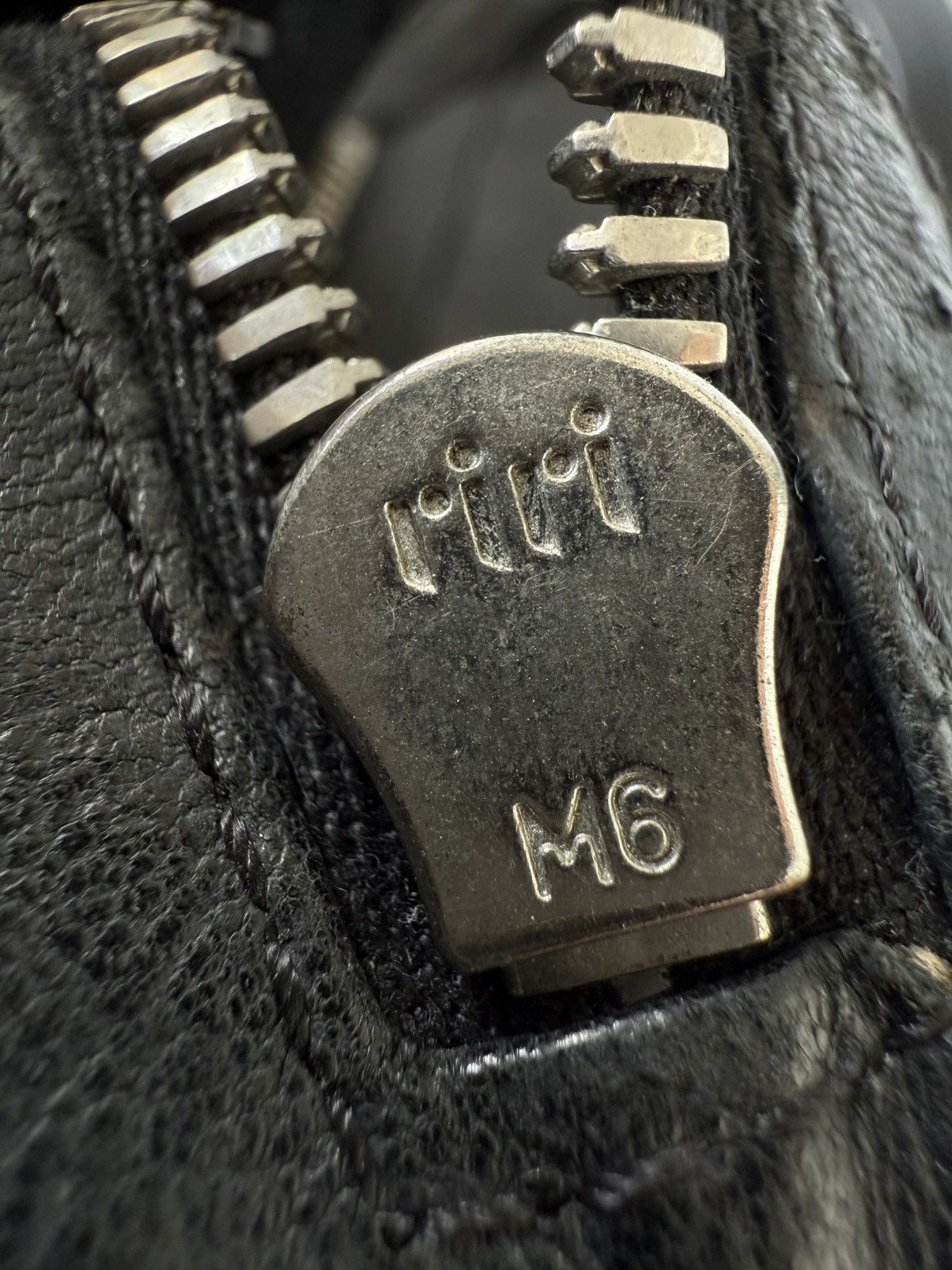 Balmain Balmain by Decarnin AW10 Black Leather Large Zipper Bag Size ONE SIZE - 8 Thumbnail