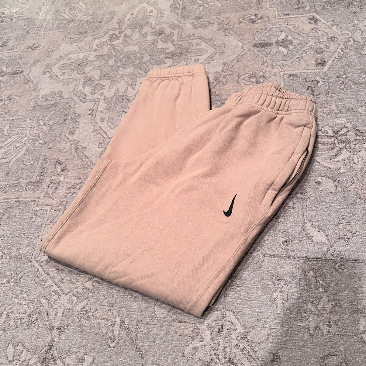 Billie Eilish Billie Eilish Nike Sweatpants Size 27" / US 4 / IT 40 - 6 Thumbnail