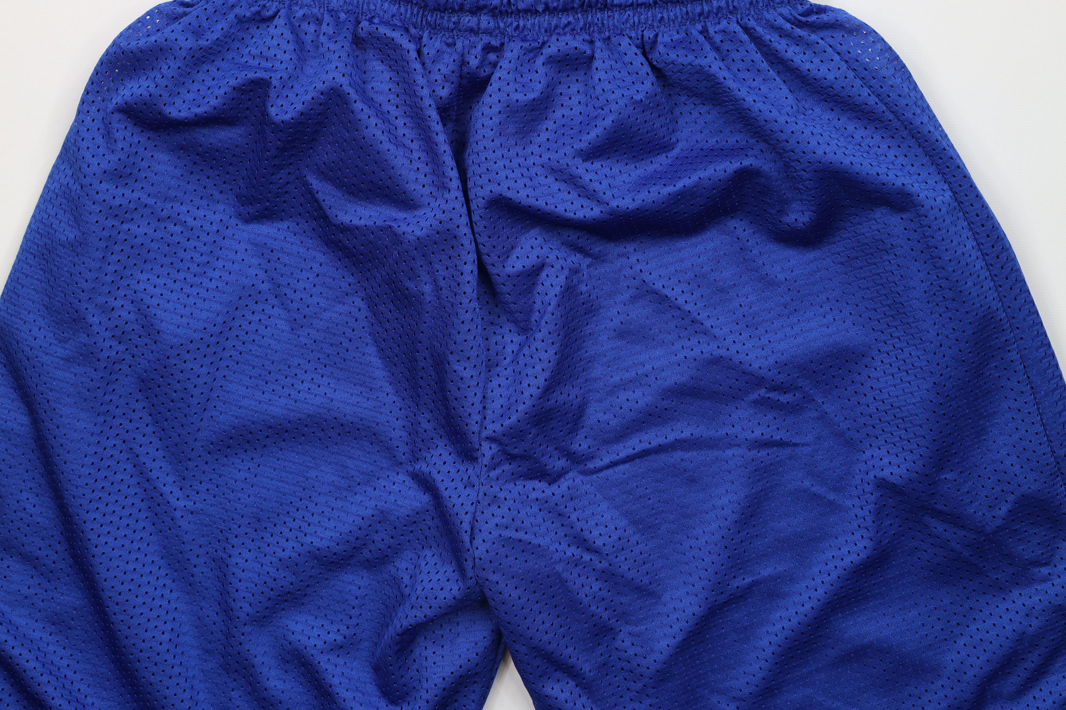 Champion × Vintage Vintage 90s Champion Reversible Basketball Shorts Royal Blue Size US 30 / EU 46 - 15 Thumbnail