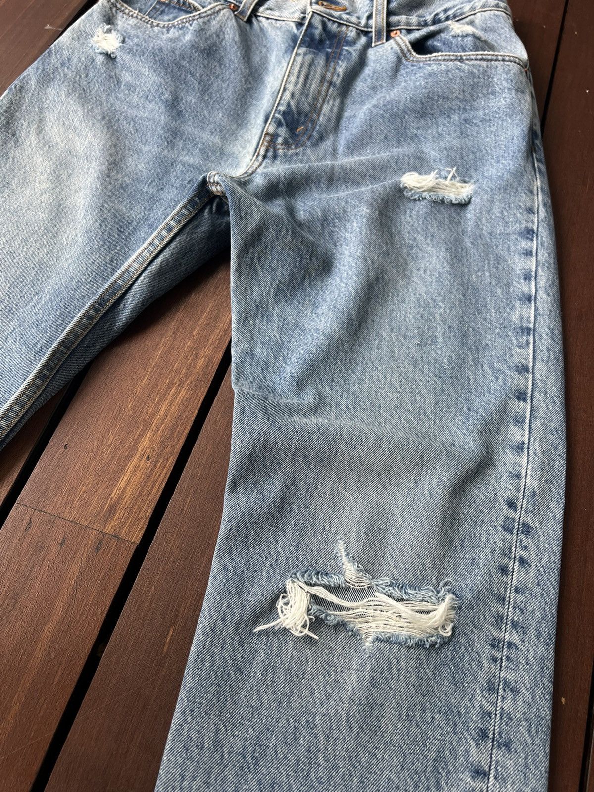 Gucci SS20 Gucci Eco-Bleached Distressed Straight-Leg Jeans Size US 32 / EU 48 - 16 Thumbnail