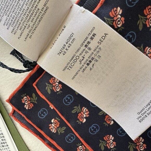 Gucci NWT GUCCI Men’s Handkerchief Silk 100% Authentic Logo GG 742 Size ONE SIZE - 8 Thumbnail