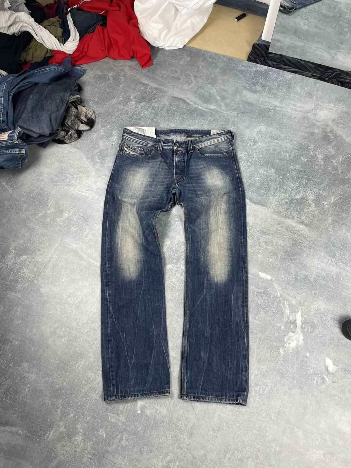 Diesel Crazy baggy Diesel Safado faded denim jeans Size US 33 - 4 Thumbnail