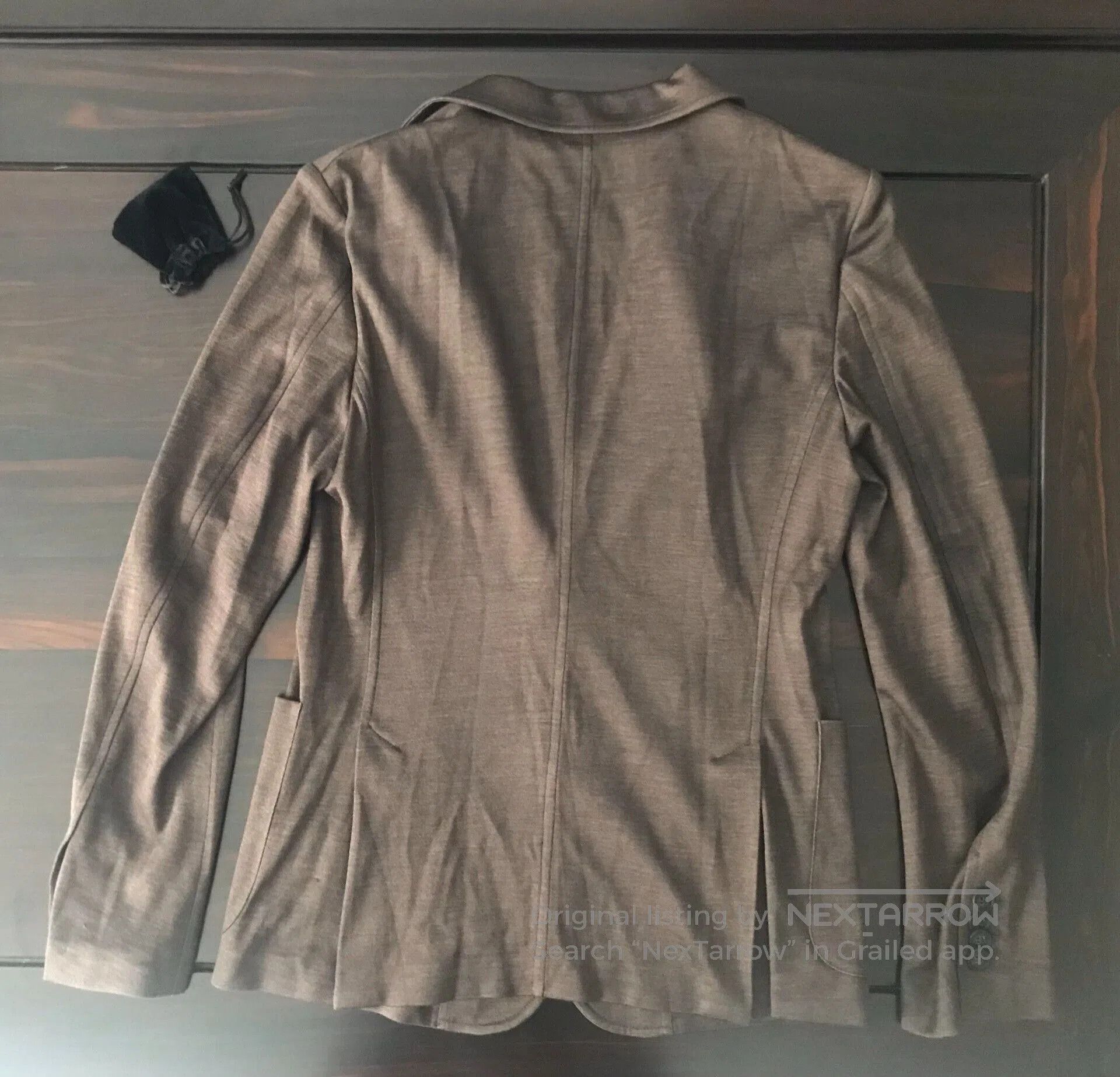 Giorgio Armani brown cashmere silk business casual jacket. Size US L / EU 52-54 / 3 - 3 Thumbnail