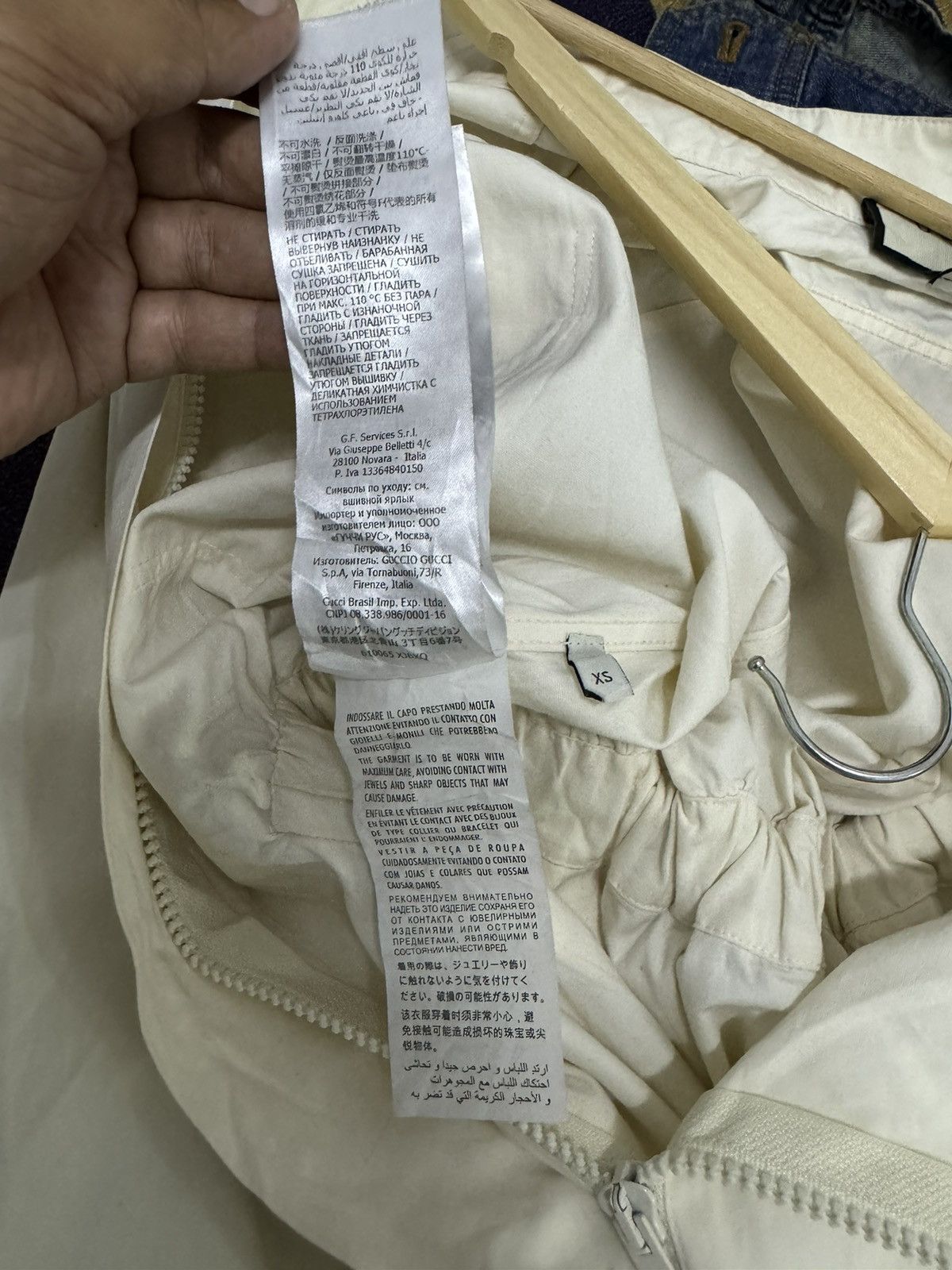 Gucci × Hypebeast Rare Gucci Jumpsuit Le Rose Di Eliogabalo Size 28" / US 6 / IT 42 - 7 Thumbnail