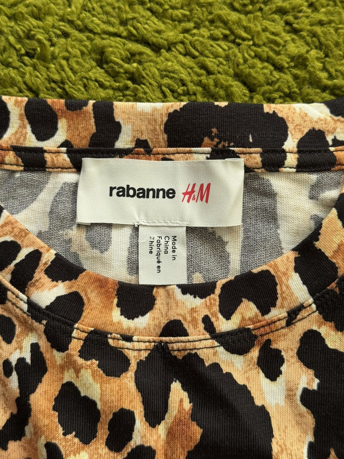 H&M × Paco Rabanne Paco Rabanne x H&M leopard pattern t-shirt Size M / US 6-8 / IT 42-44 - 4 Thumbnail