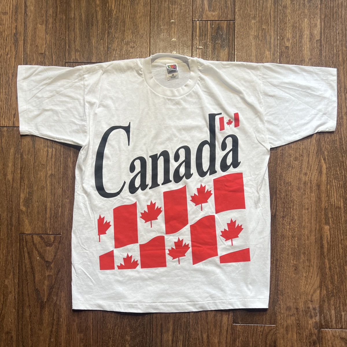 Fruit Of The Loom × Vintage vintage canada flag big print Size US XL / EU 56 / 4 - 1 Thumbnail