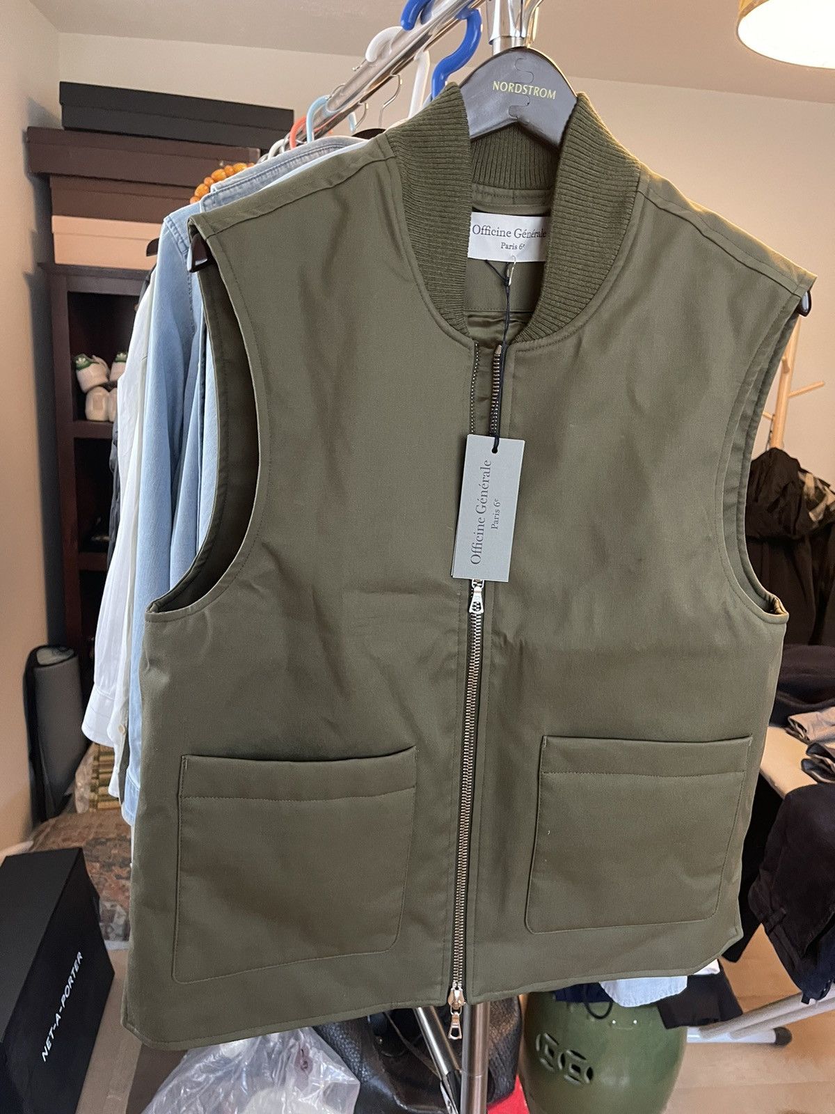 Officine Generale Officine Generale men’s Dean padded vest Olive NWT $595 Size US M / EU 48-50 / 2 - 16 Thumbnail