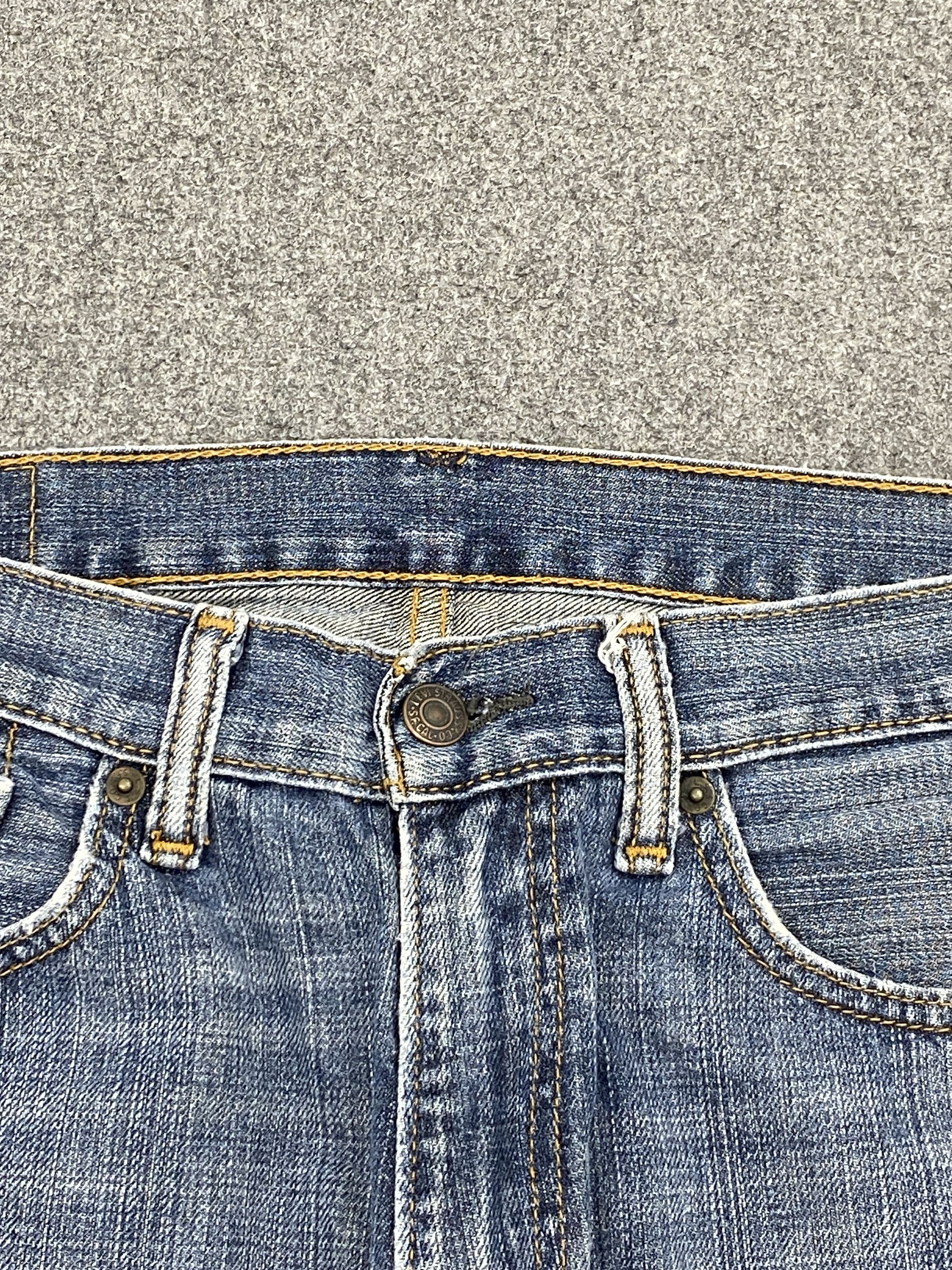 Levi's × Vintage Vintage Levi's 505 Blue Denim Jeans DP2645 Size US 33 - 4 Thumbnail