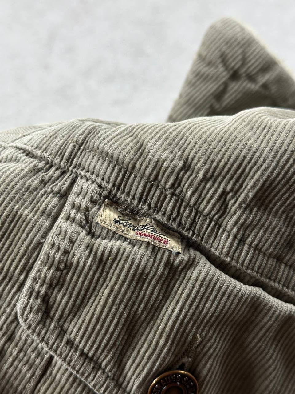 Levi's Vintage Levi's Corduroy Sherpa Trucker Jacket Size US L / EU 52-54 / 3 - 5 Thumbnail