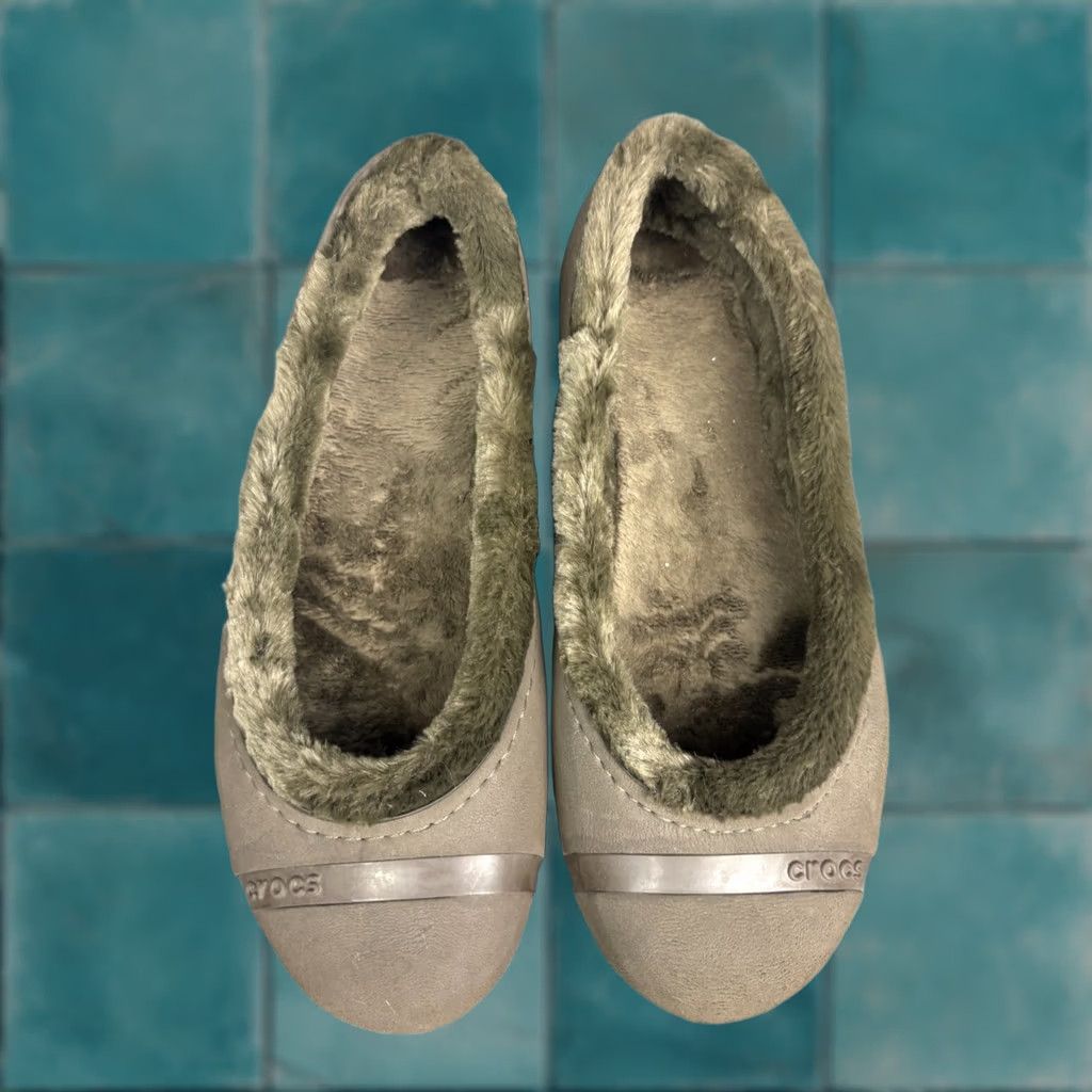 Crocs Crocs Nanook Faux Fur Lined Ballet Flats Women's 9 Brown Slip On Size US 9 / IT 39 - 1 Thumbnail