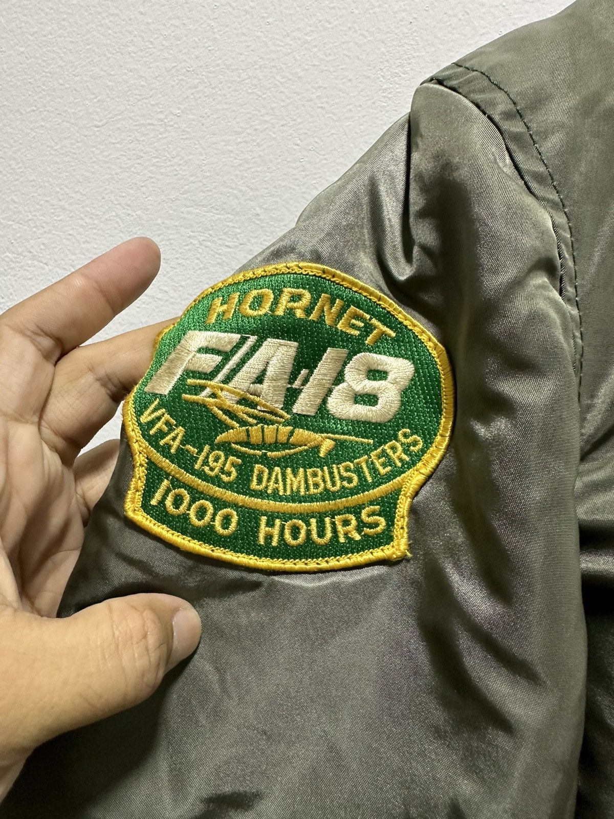 Alpha Industries × Vintage Vintage Alpha Industries MA-1 Flight Jacket USS Midway CV-41 Size US L / EU 52-54 / 3 - 9 Thumbnail
