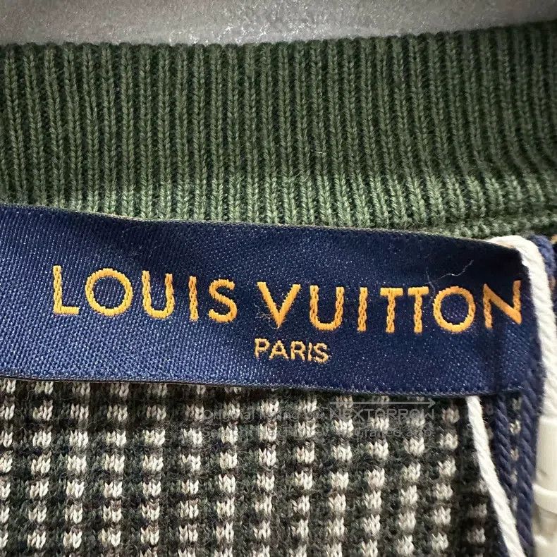 Louis Vuitton Louis Vuitton Faye Tung checkerboard studded letter sweate Size US XL / EU 56 / 4 - 3 Thumbnail