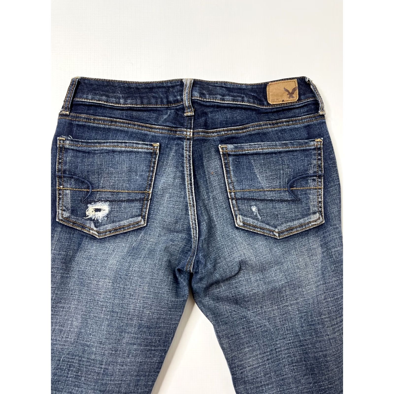 American Eagle Outfitters American Eagle AEO Super Stretch Low Rise Jegging Regular Size 6 DENIM Destroyed Size 28" / US 6 / IT 42 - 3 Thumbnail