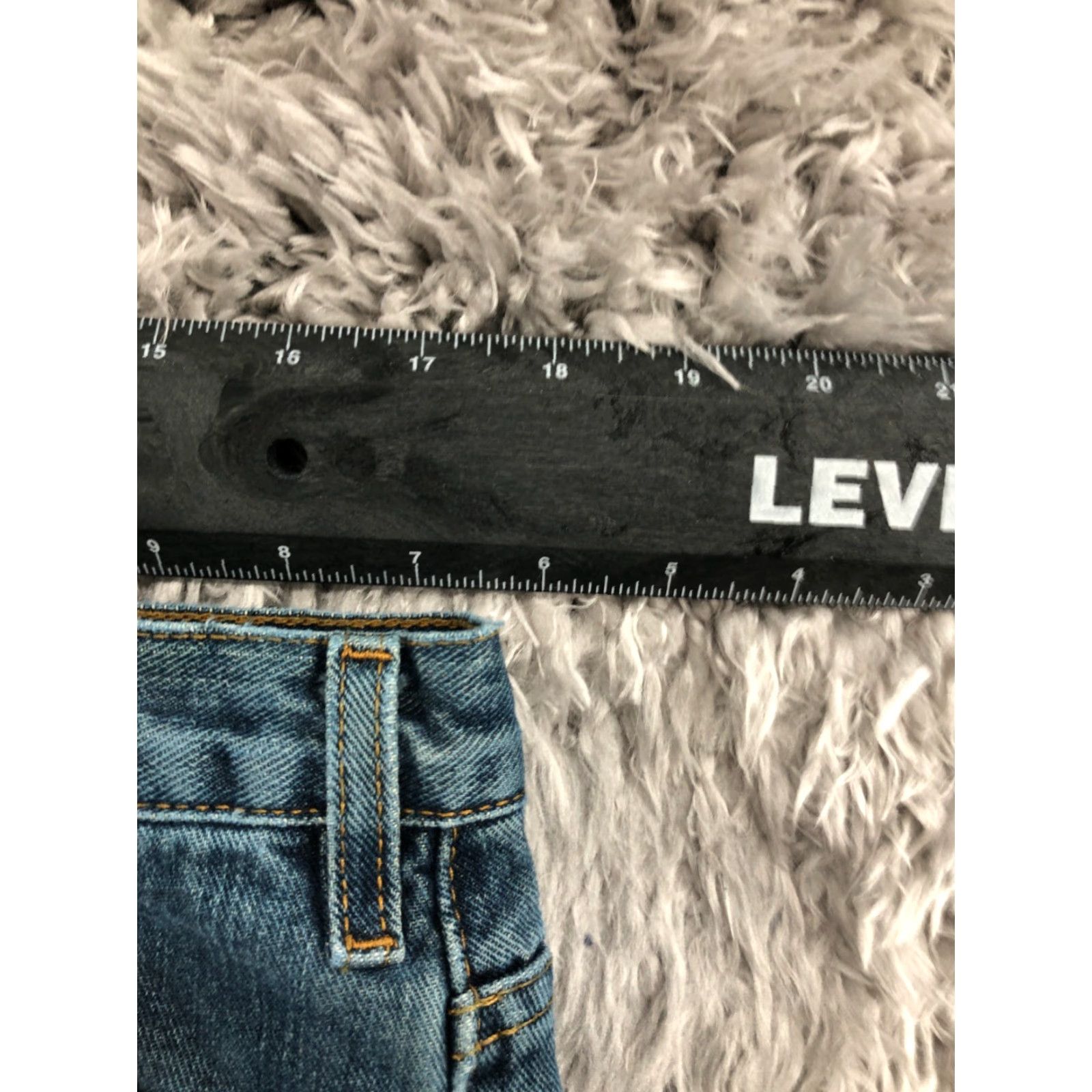 Eddie Bauer Eddie Bauer Jeans Relaxed Straight Size 36x32 Mens Mid Blue Wash Flaw Size US 36 / EU 52 - 2 Thumbnail