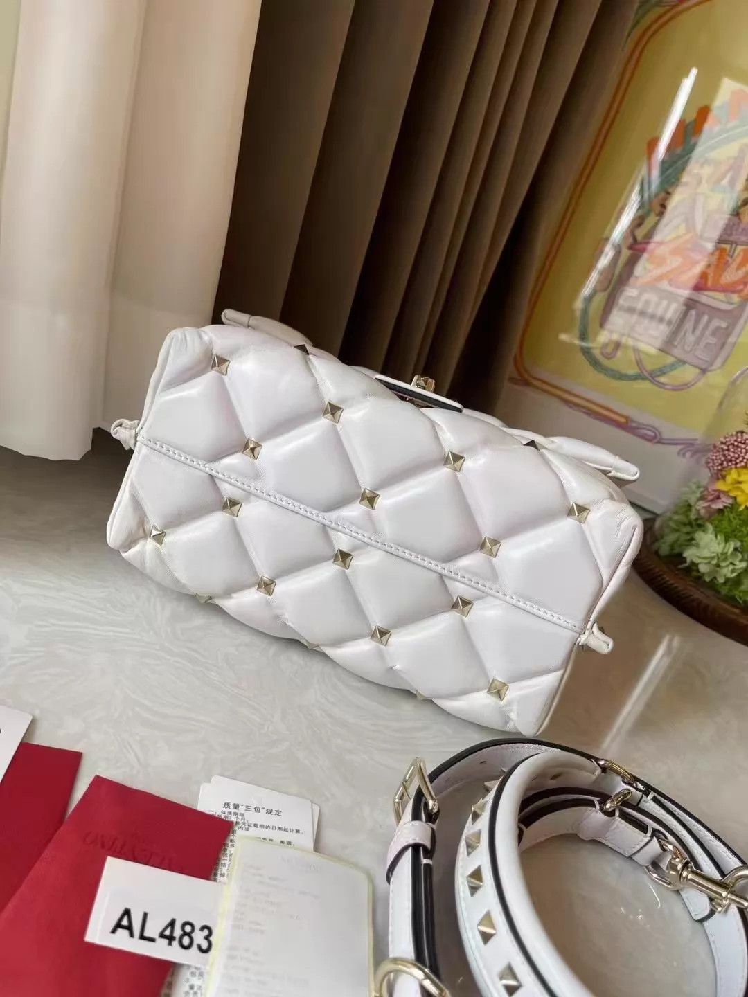 Valentino Valentino White Large Logo Rivet Crossbody 23x18x13 Good Size ONE SIZE - 6 Thumbnail