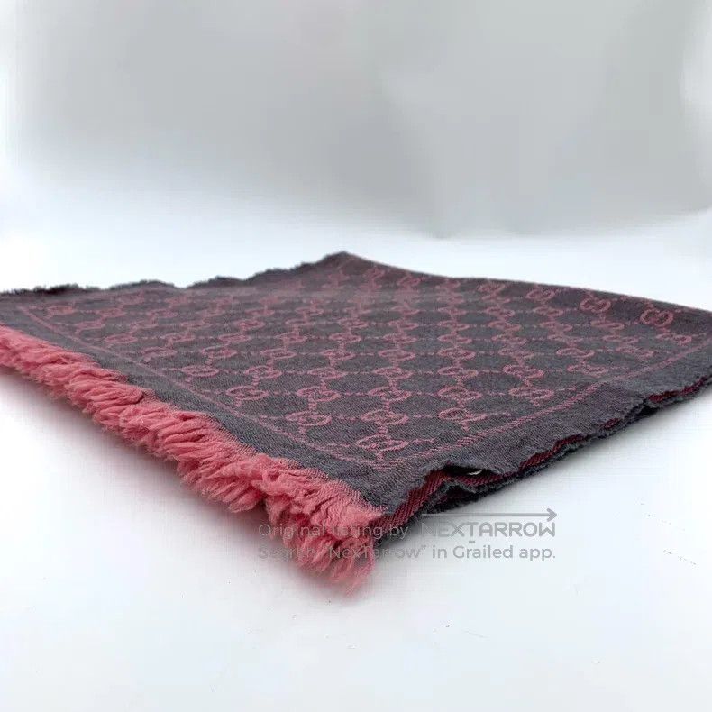 Gucci Gucci Gray-pink logo jacquard printed wool tassel scarf Size ONE SIZE - 2 Thumbnail