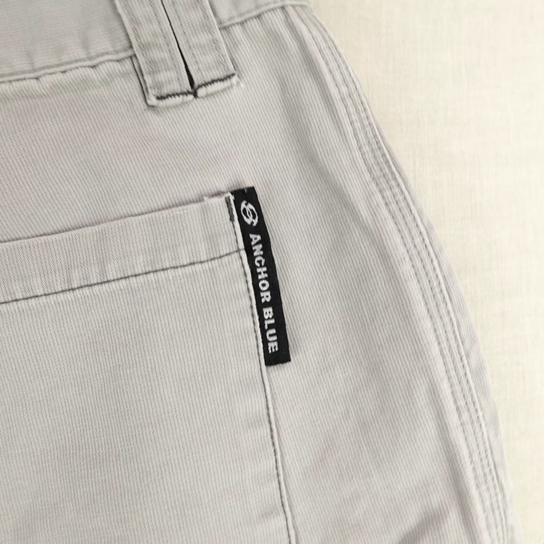Anchor Blue VINTAGE Anchor Blue Shorts Mens 40 Gray Cargo Baggy Grunge Loose Y2K Grunge Casual Travel Workwear Cotton 13in Inseam Mens Size US 39 - 6 Thumbnail