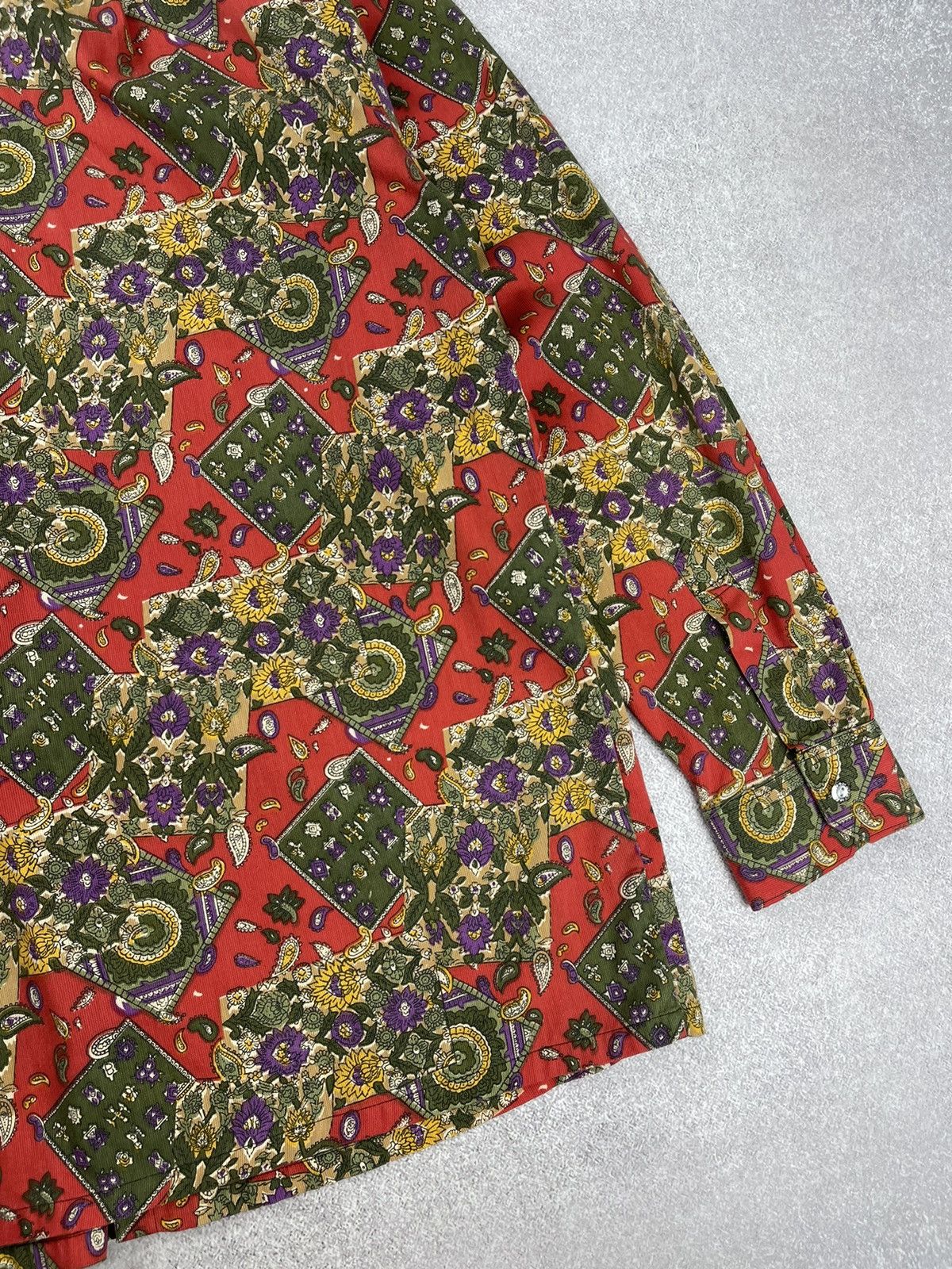 Valentino Vintage Valentino Floral Long Sleeve Short Size 42 Size US XL / EU 56 / 4 - 10 Thumbnail