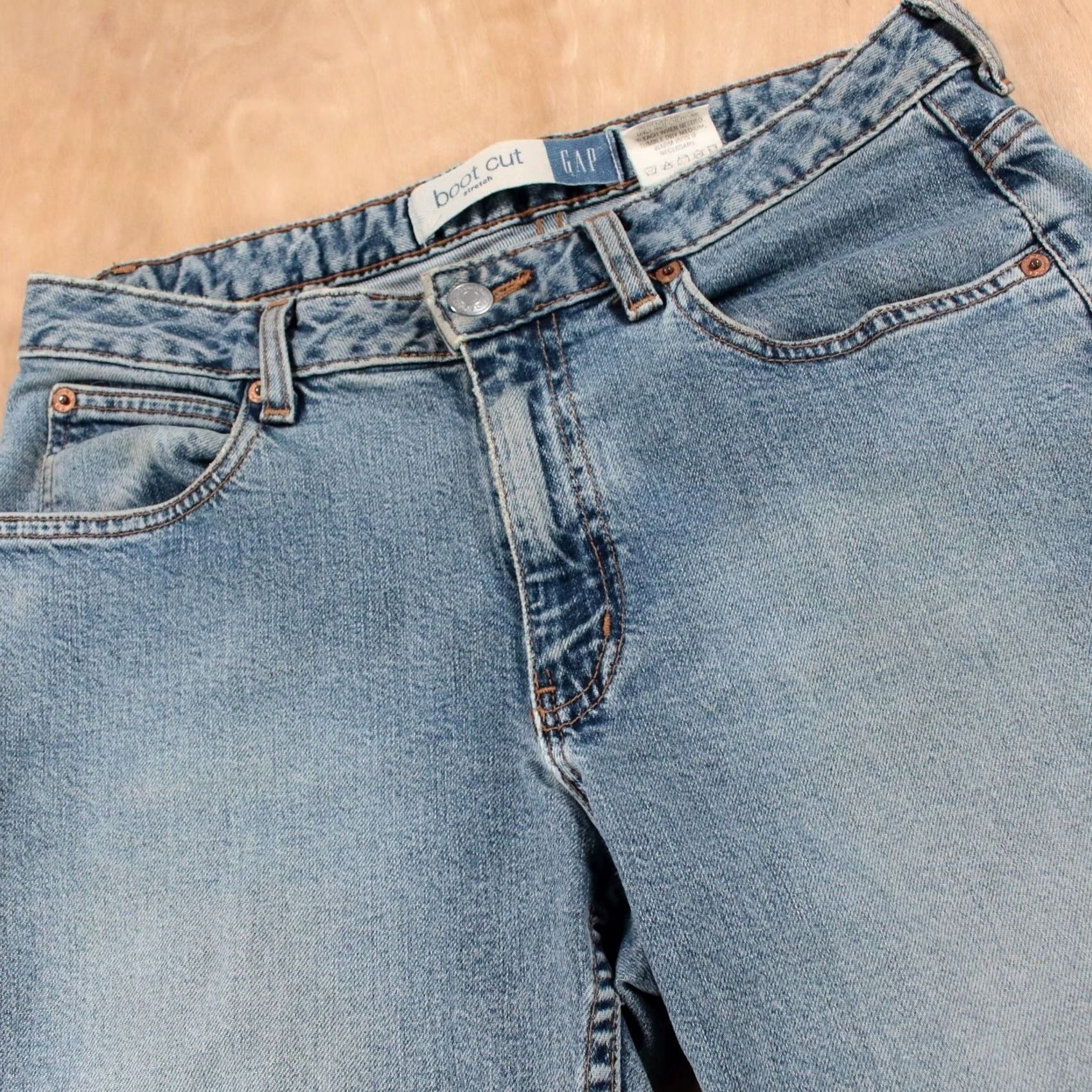 Gap VTG GAP Capri Jeans Y2K Stonewash Bootcut Denim 8 Blue Women Capris Jeans Capris Slit Hem Stretch Capri 2000s Womens Jeans GAP USA Made Size 30" / US 8 / IT 44 - 3 Thumbnail