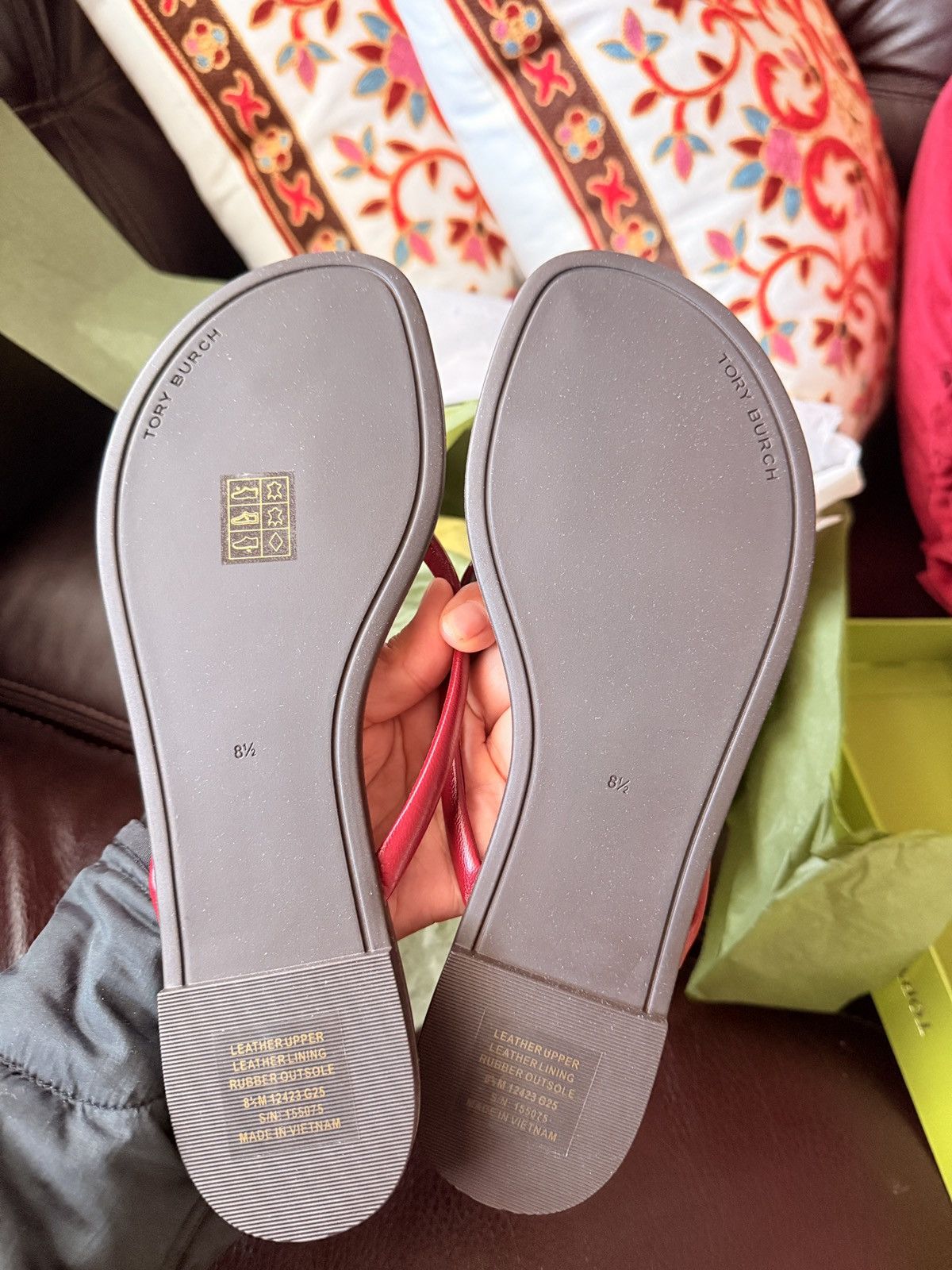 Tory Burch ory Burch Women Chelease Leather Flip Flop Sandals 8.5 Red Size US 8.5 / IT 38.5 - 4 Thumbnail