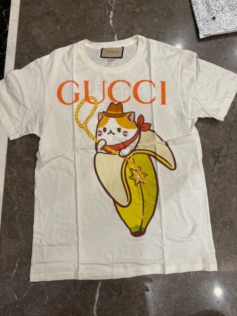 Gucci Gucci Banana Cat Short Sleeve T-Shirt - dmc Size US S / EU 44-46 / 1 - 1 Thumbnail
