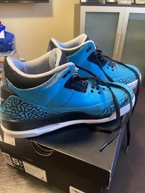 Nike Jordan 3 Retro Powder Blue 2014 Size US 5.5 / EU 38 - 1 Thumbnail
