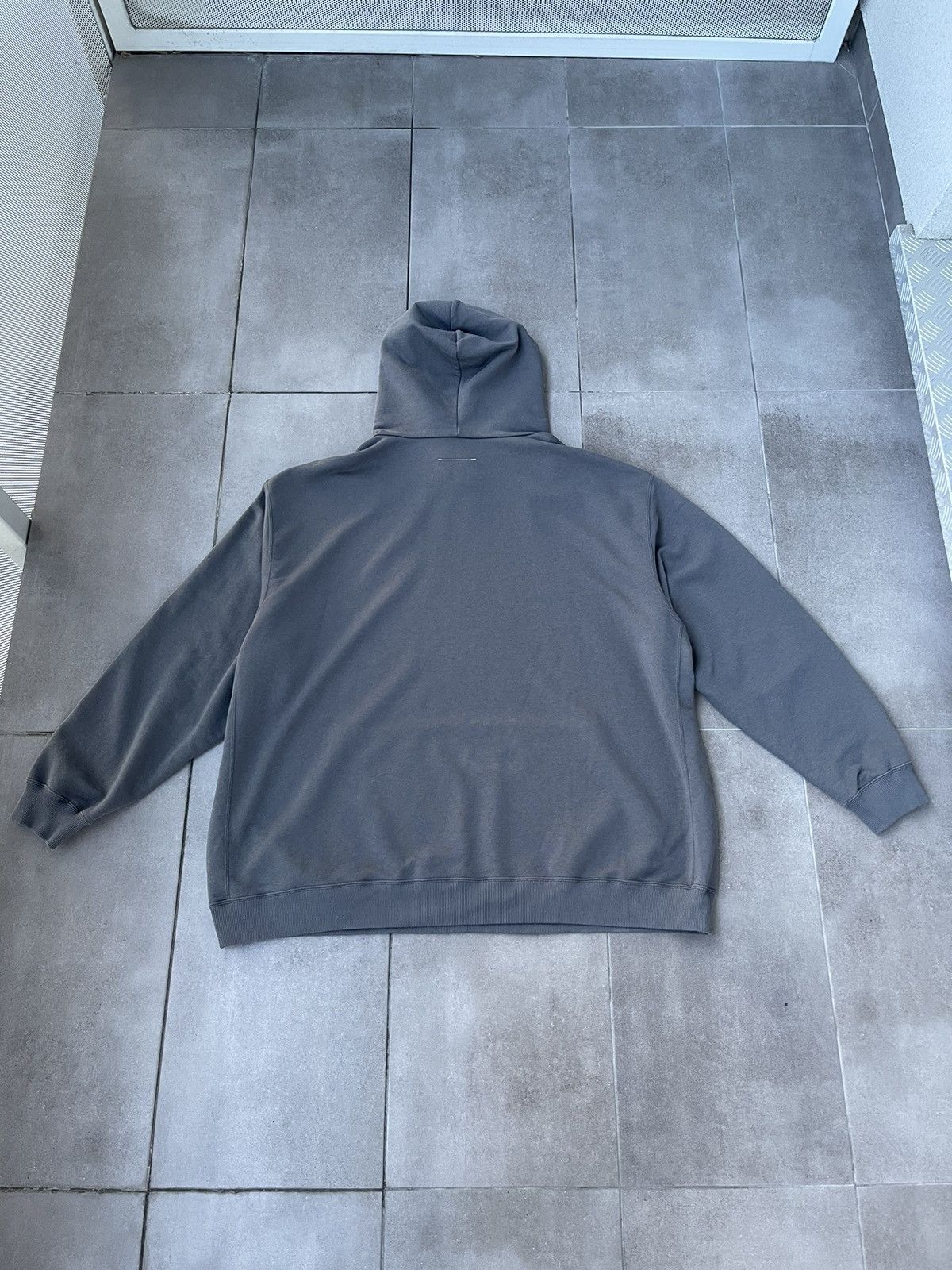 Maison Margiela !DS! SS23 Maison Margiela Logo Gray Oversized Hoodie Size XL / US 12-14 / IT 48-50 - 14 Thumbnail
