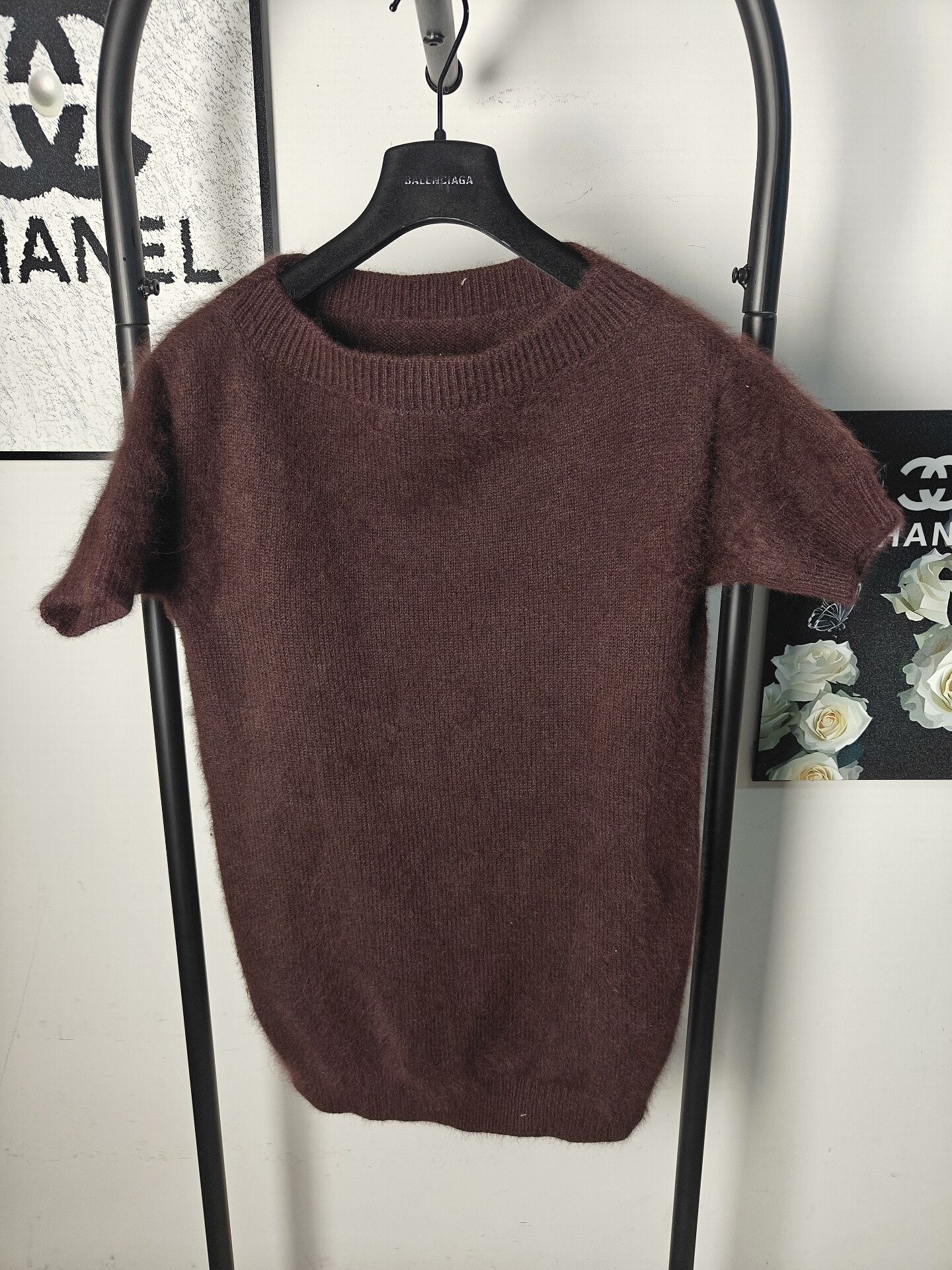 Prada Prada Knit White Sweater L Women Size L / US 10 / IT 46 - 1 Thumbnail