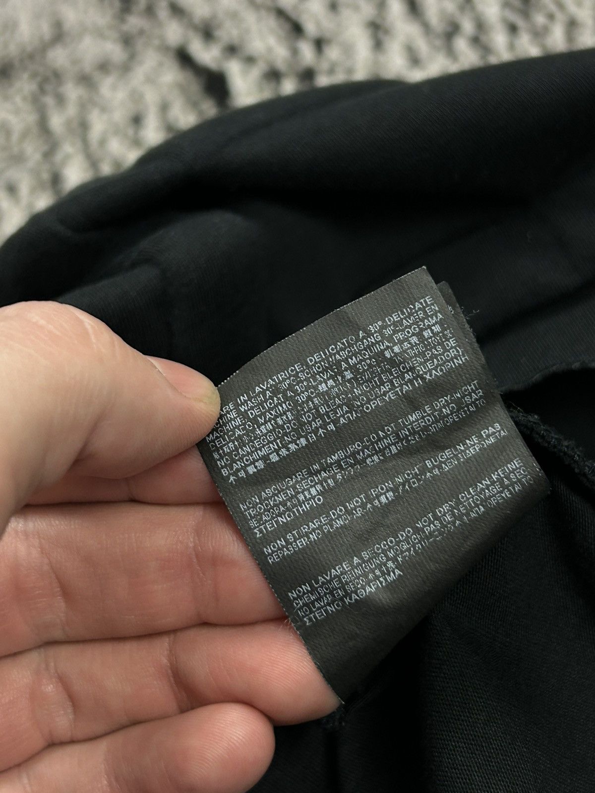 Balenciaga Balenciaga SS2014 Architecture Embossed Black T-Shirt Size L Size US L / EU 52-54 / 3 - 13 Thumbnail