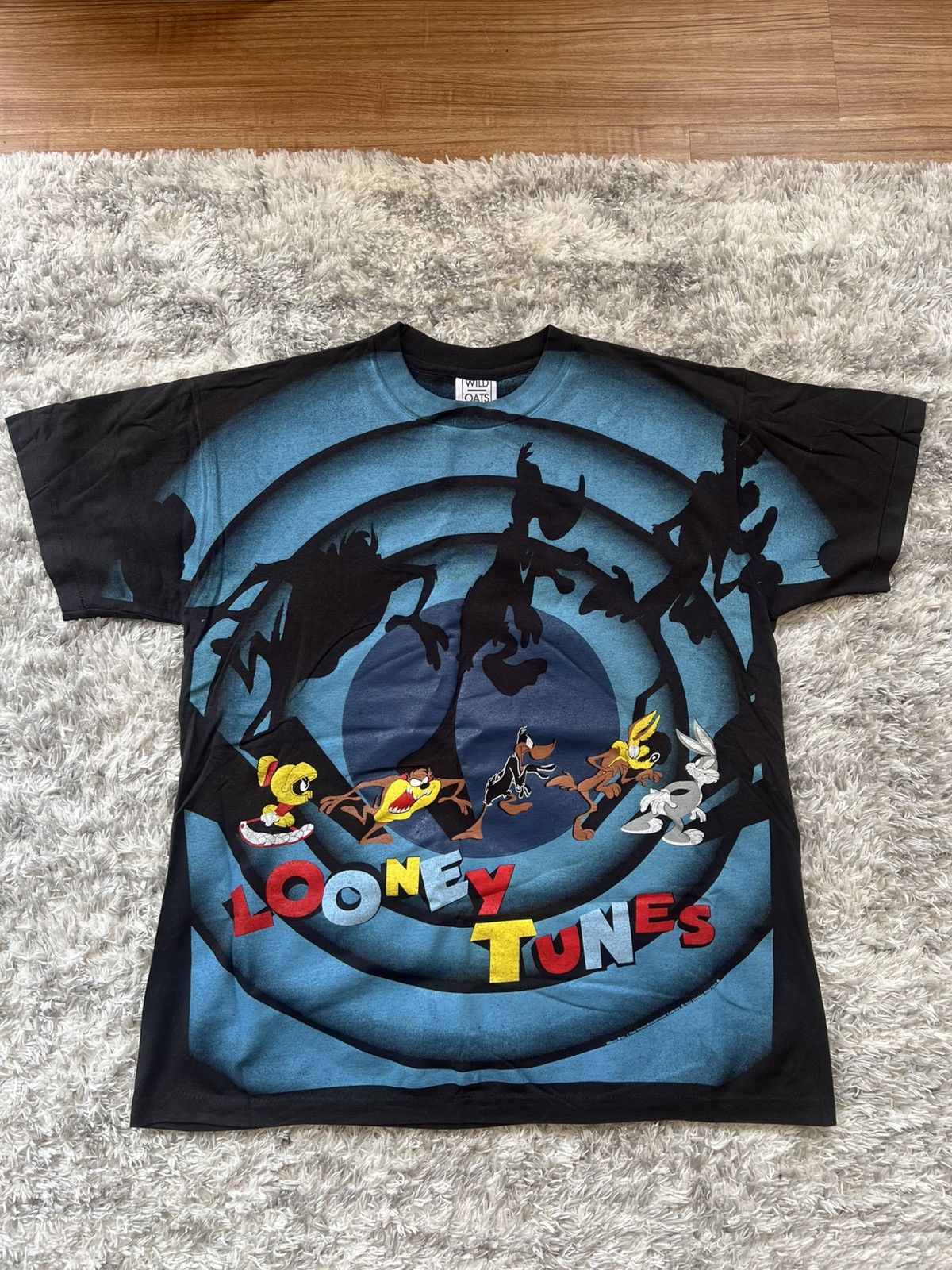 Other Looney Tunes Shadow AOP Modern Reprint Size US L / EU 52-54 / 3 - 1 Thumbnail
