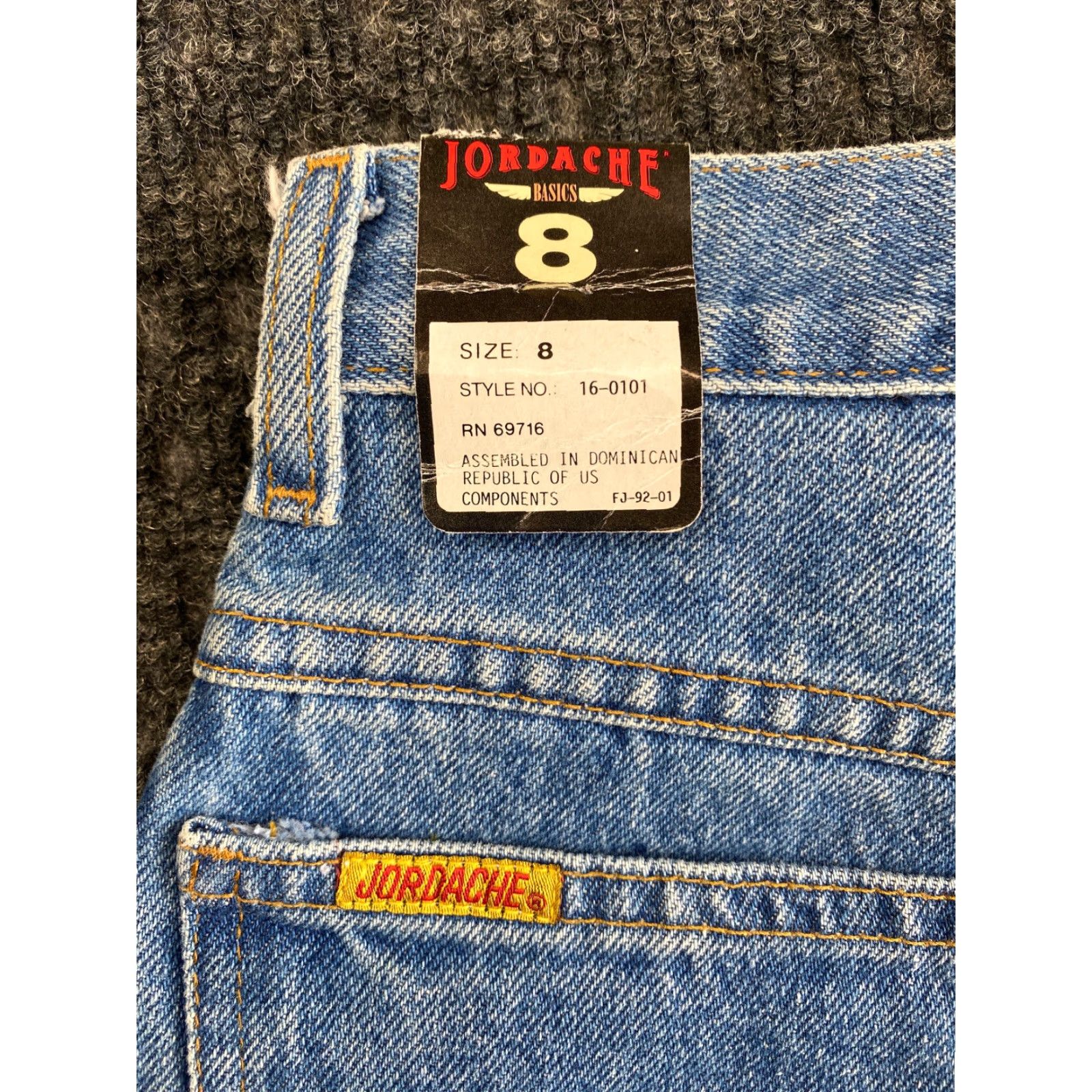 Jordache VINTAGE Jordache Jeans Women’s Mom Jeans Regular Size 8 High Waist 30in Inseam Blue Denim 26in Waist NEW Size 26" / US 2 / IT 38 - 2 Thumbnail