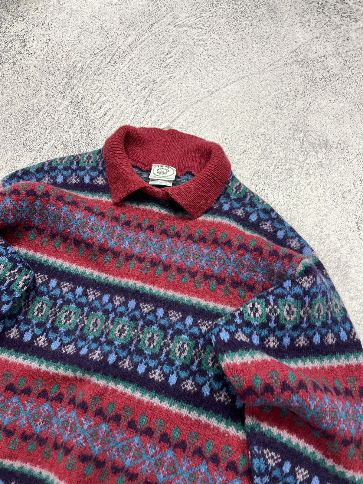 Vintage Laura Ashley Made In Scotland Wool Nordic Pattern Sweater Size US S / EU 44-46 / 1 - 7 Thumbnail